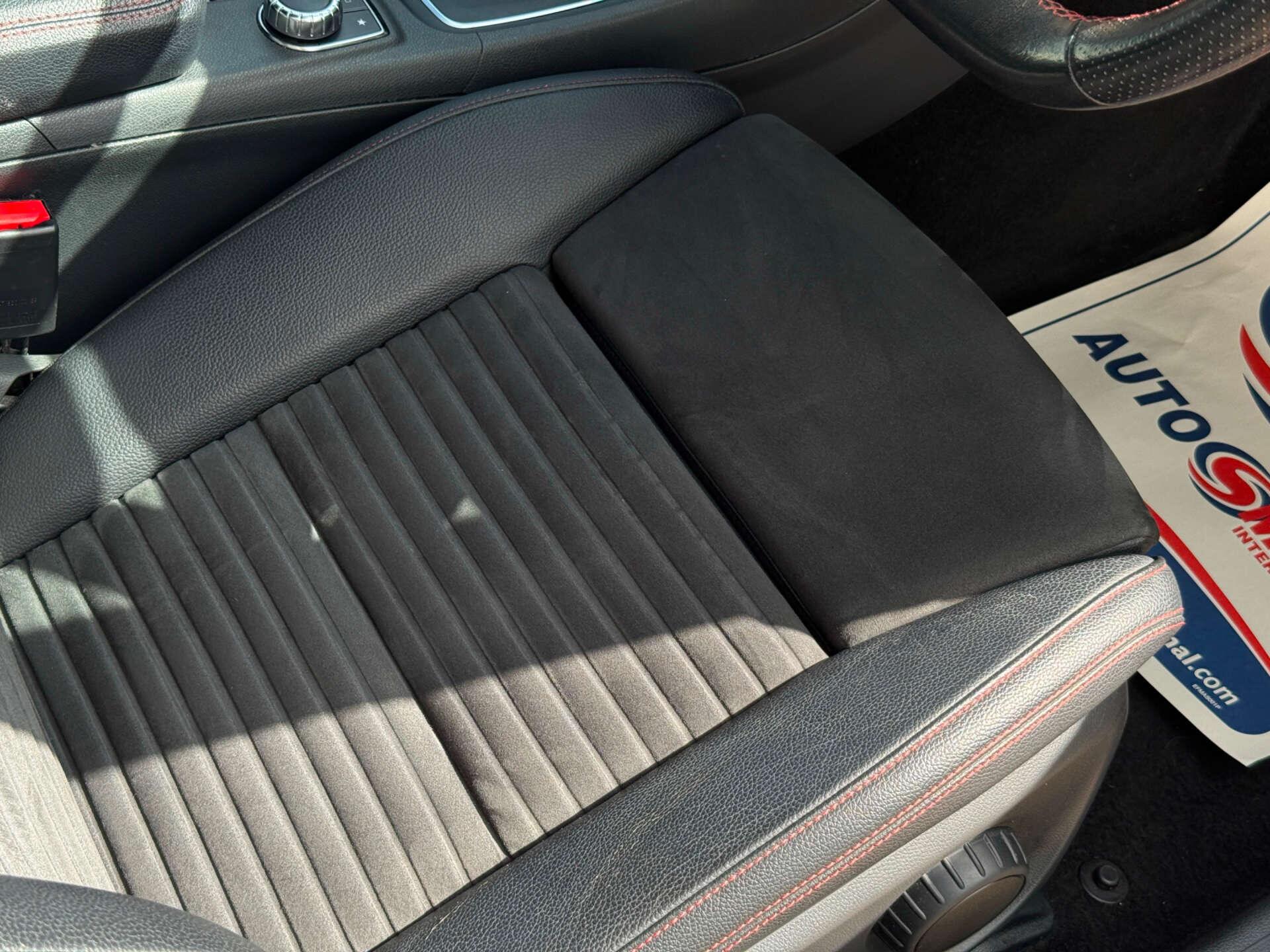 Mercedes-Benz Gla view 55