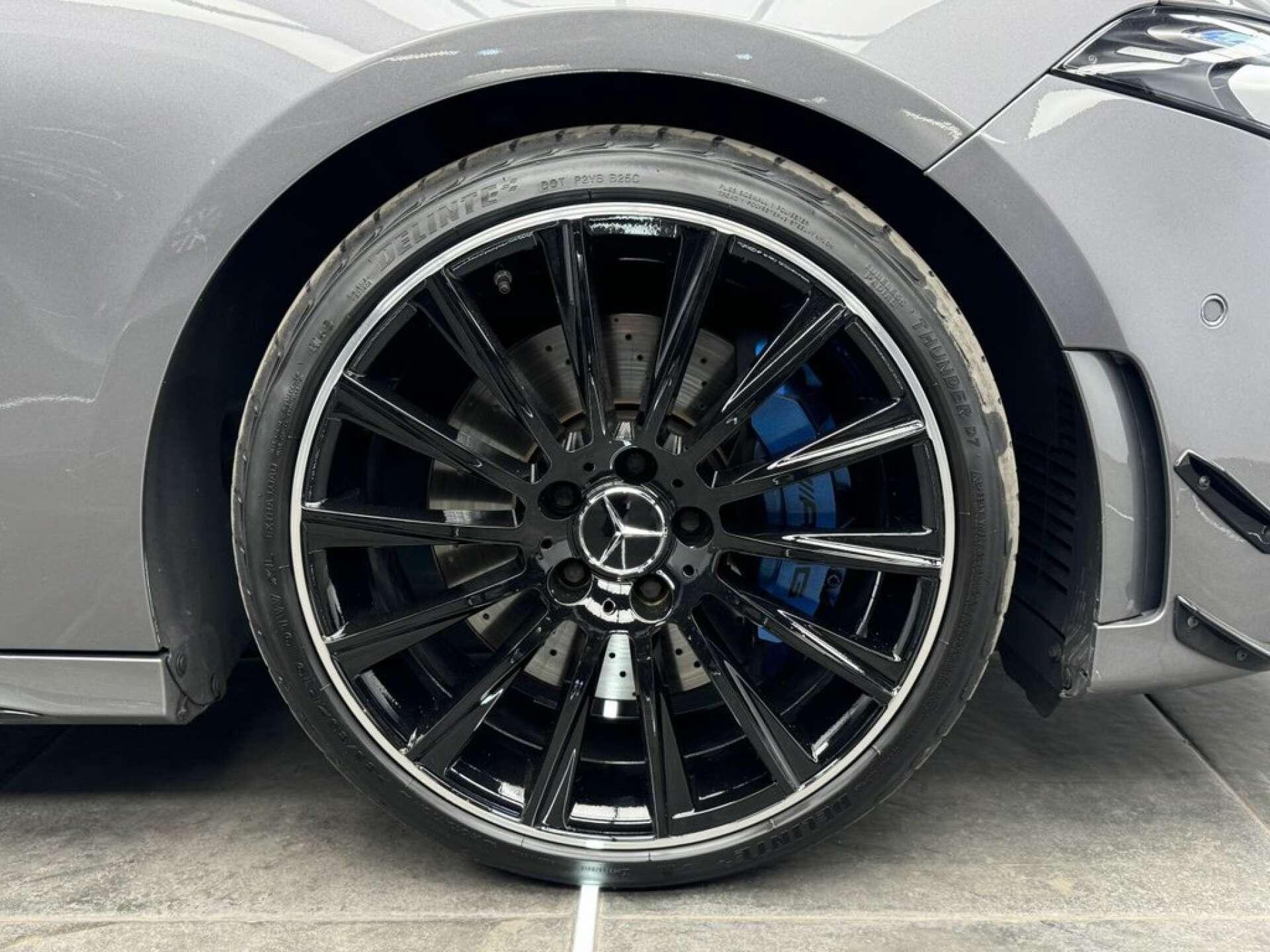 Mercedes-Benz A Class view 3