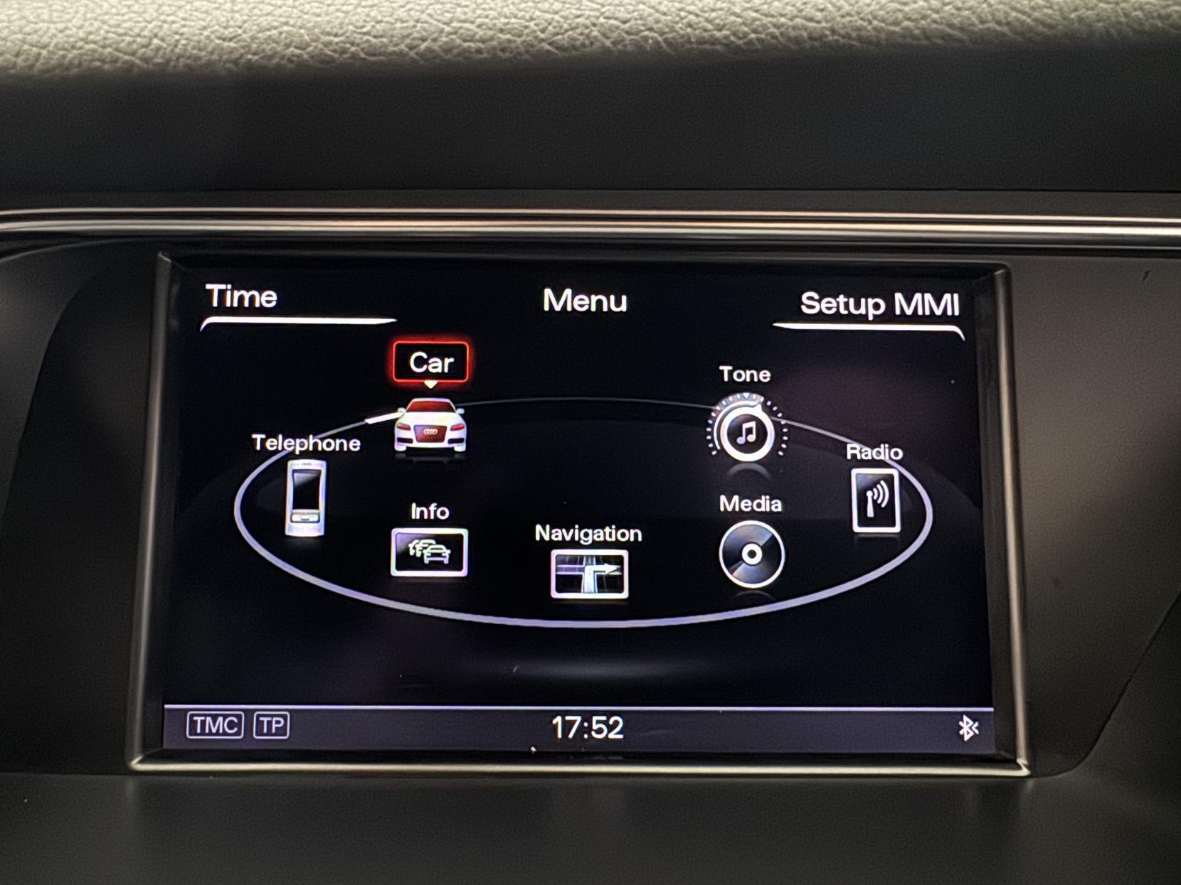 Audi A4 Avant view 59