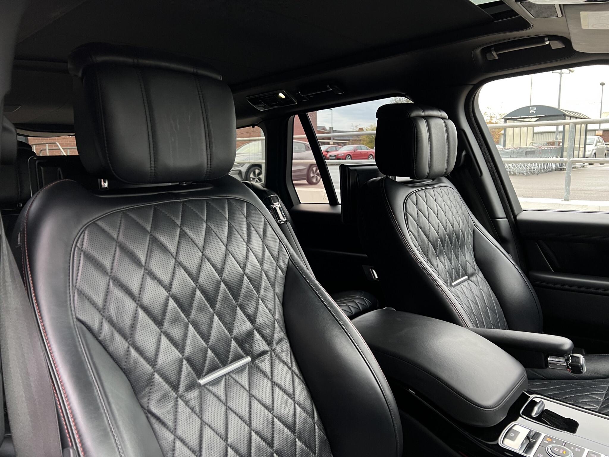 Land Rover Range Rover view 17