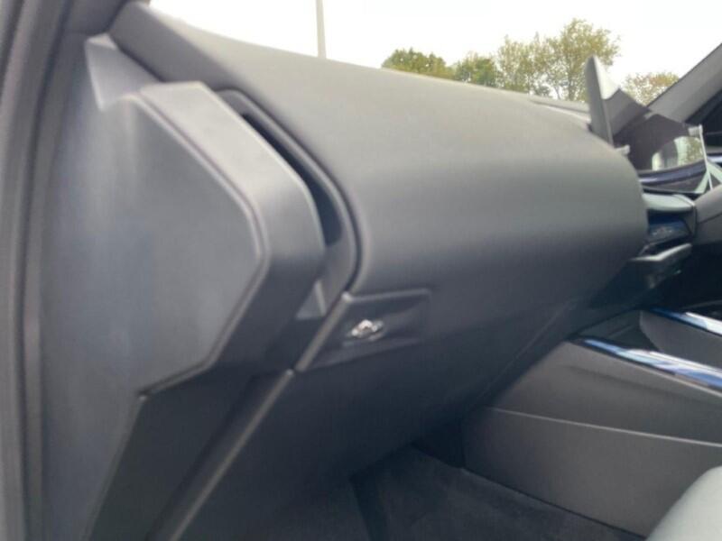 BMW X3 view 34