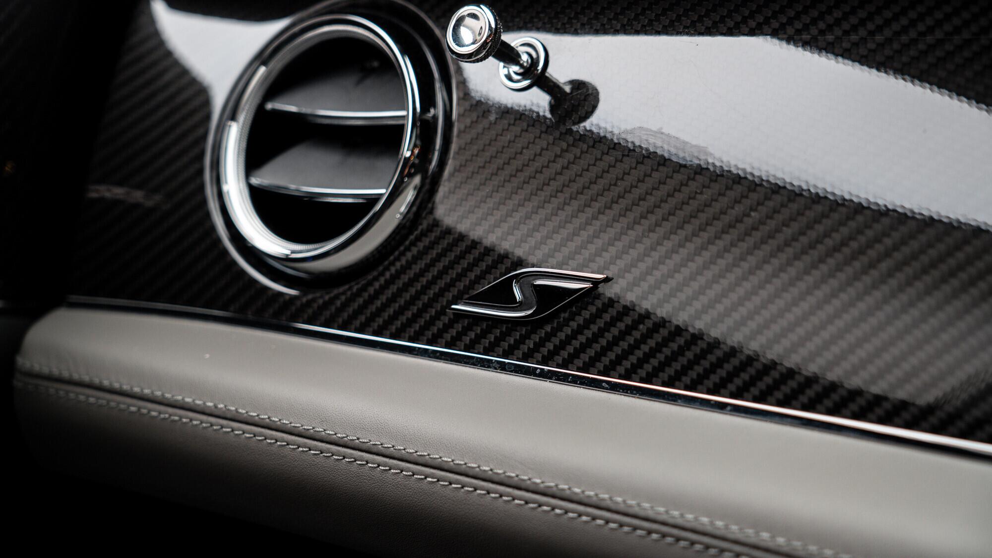 Bentley Bentayga view 64