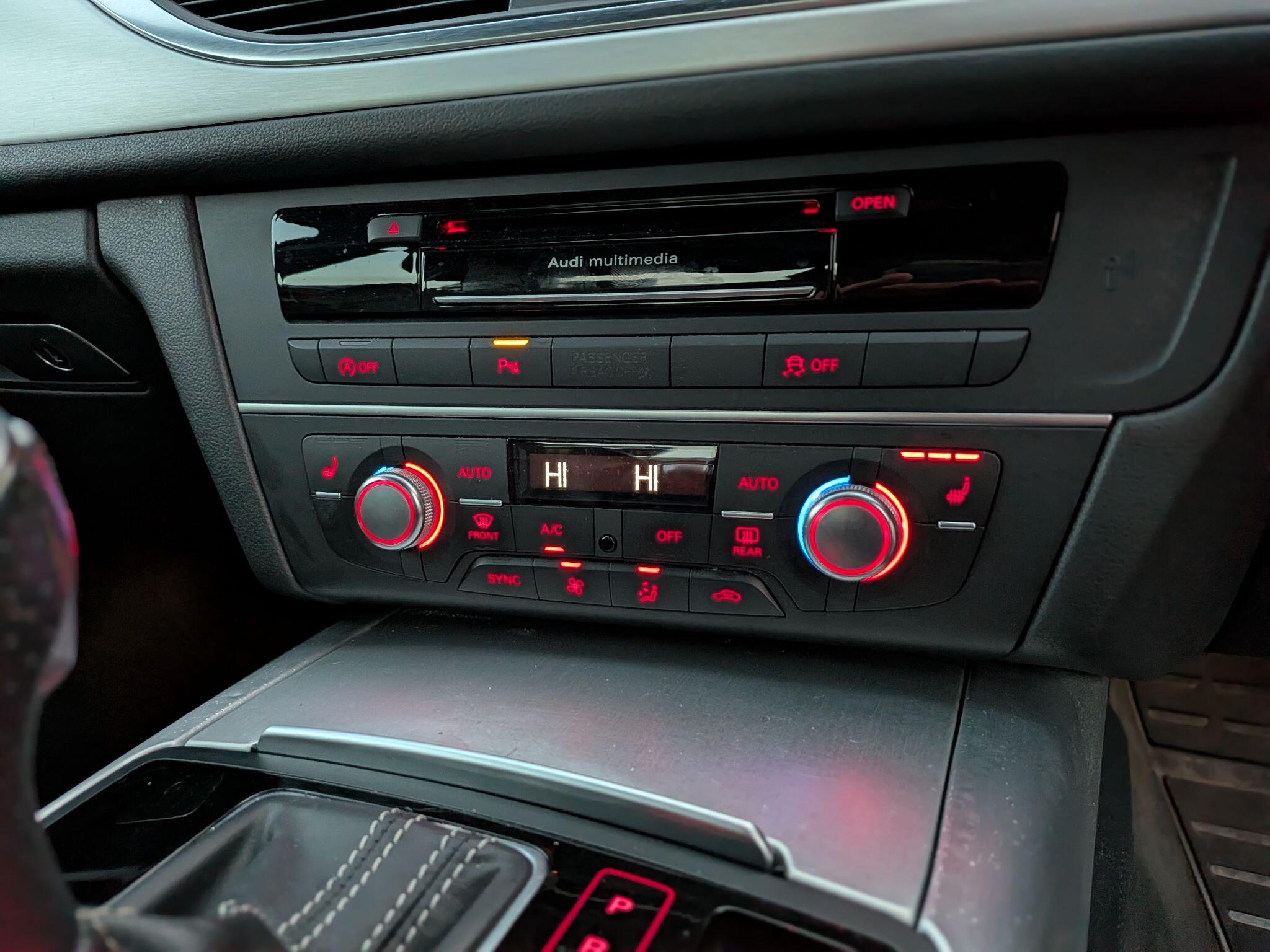 Audi A6 Saloon view 39