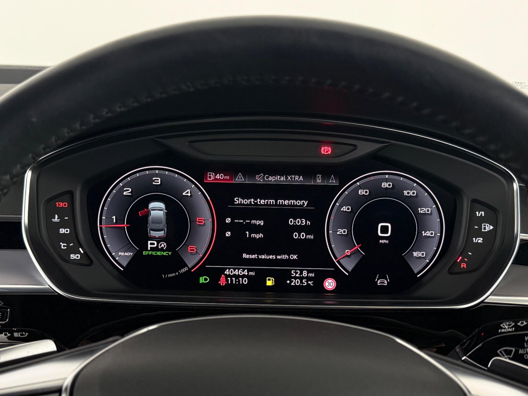 Audi A8 view 18