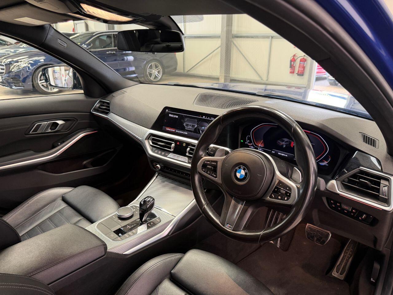BMW 3 Series view 3