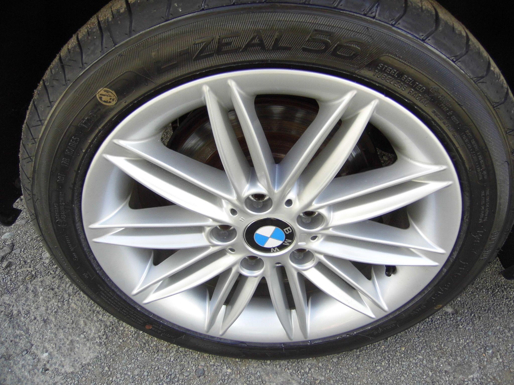 BMW 1 Series view 21