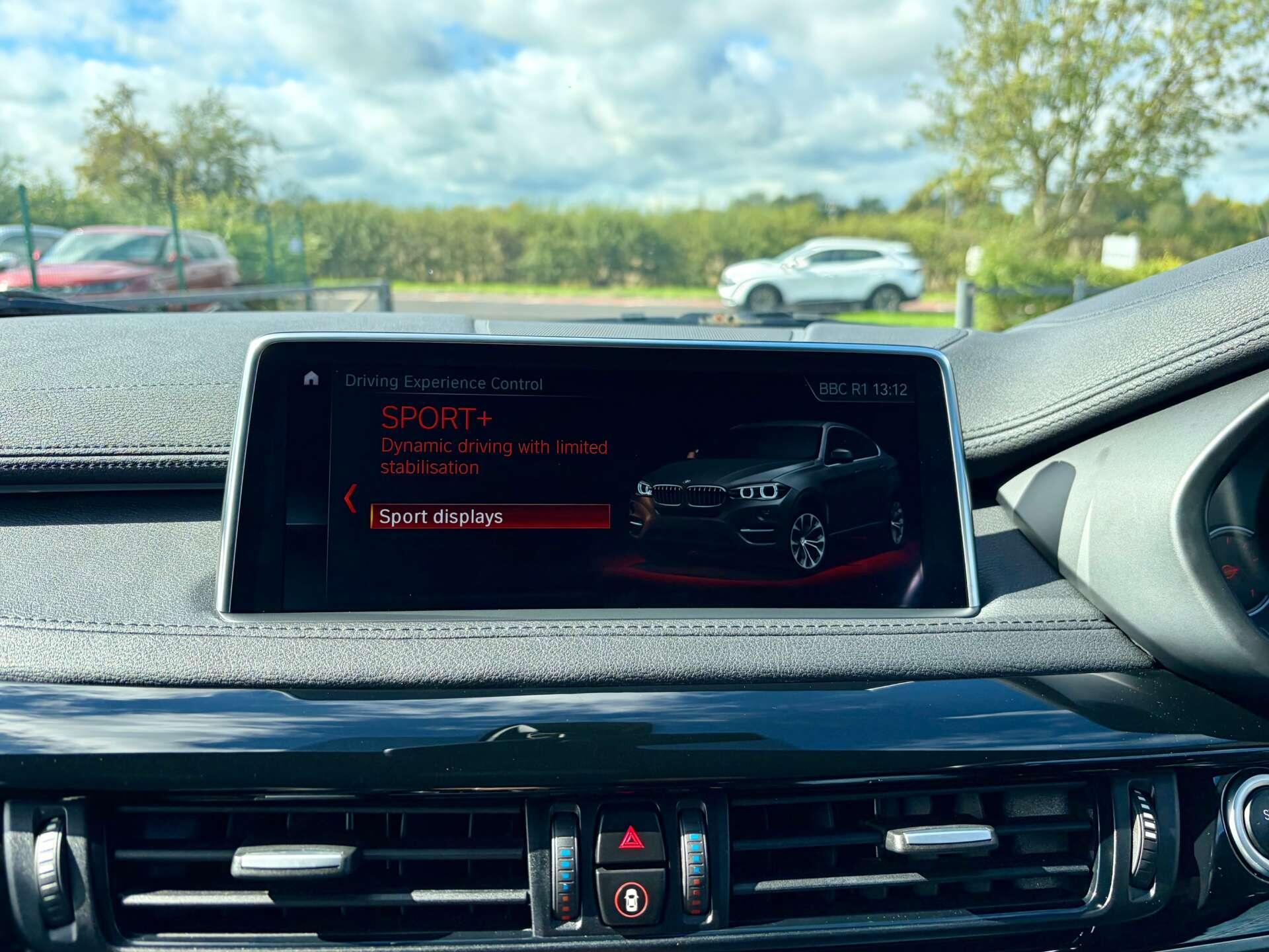BMW X6 view 53