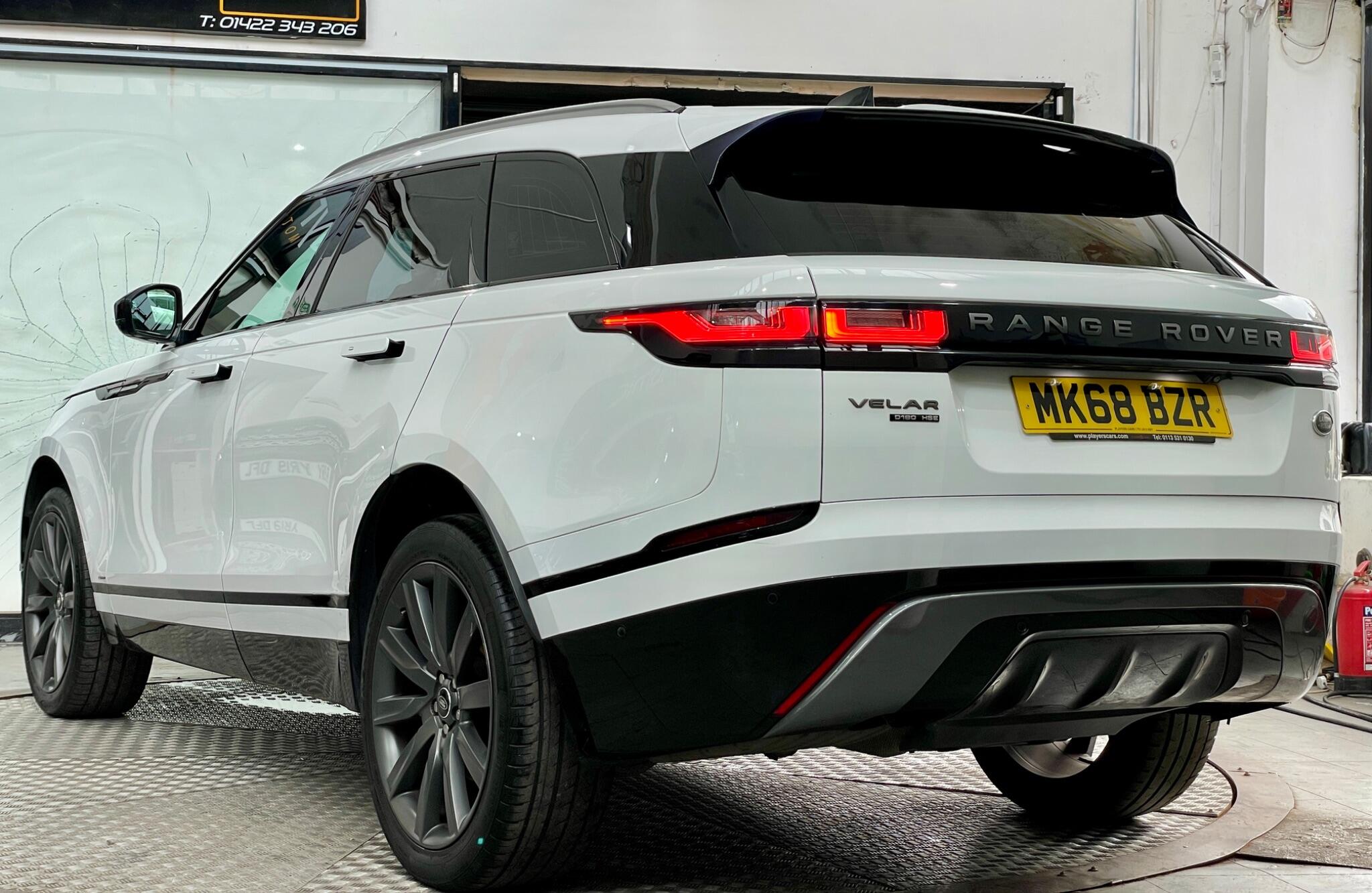 Land Rover Range Rover Velar view 4