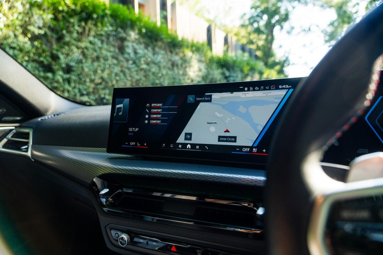 BMW M4 view 33