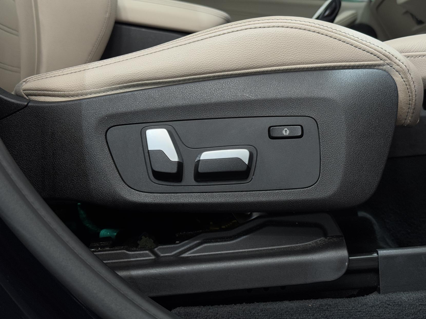 BMW X4 view 23