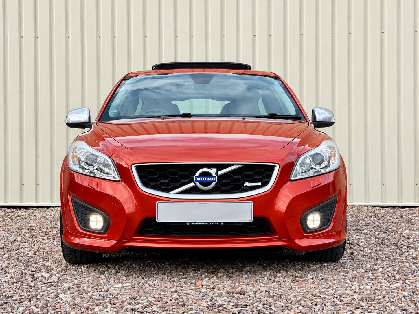 Volvo C30 view 2