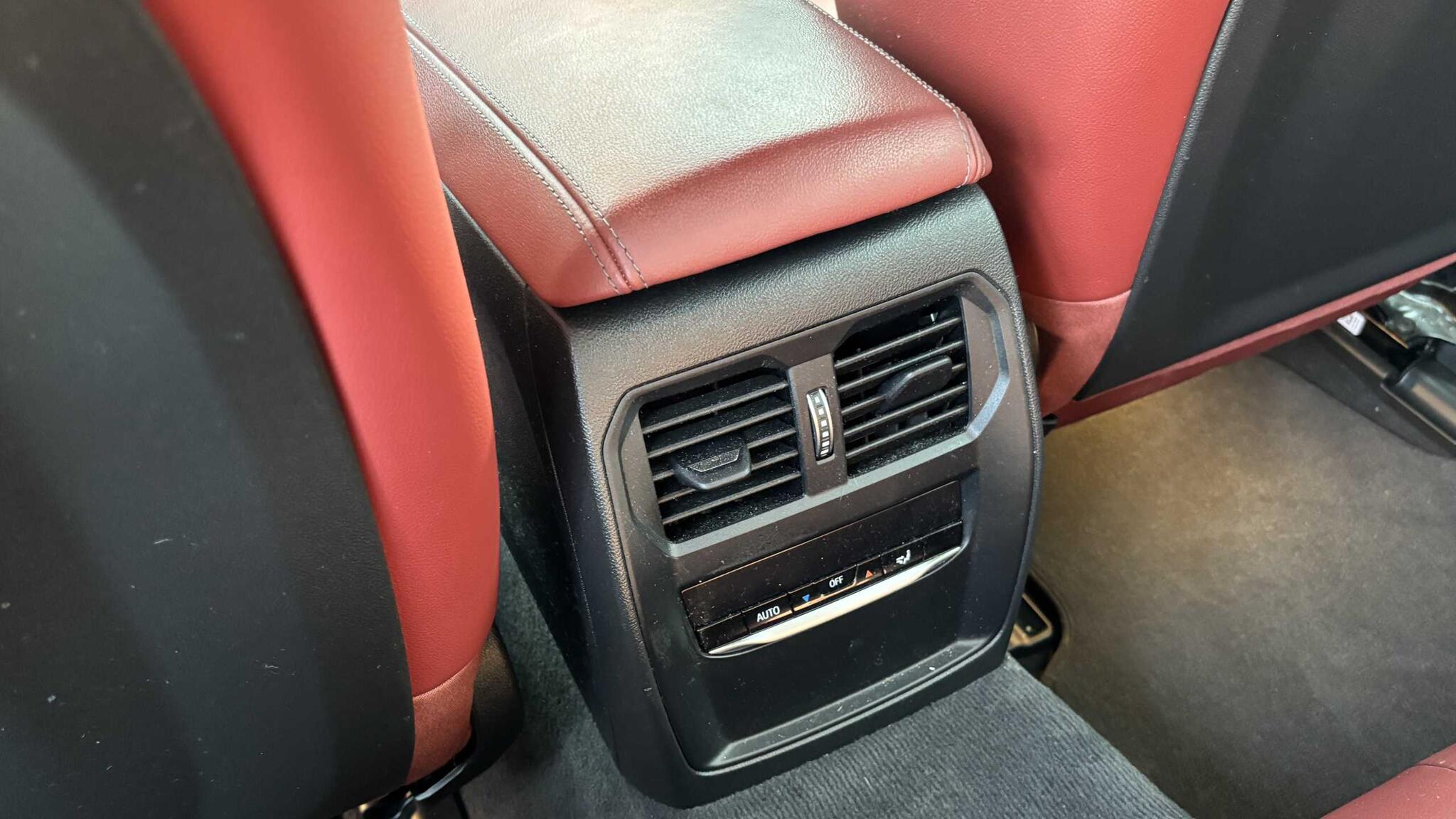 BMW i4 view 23