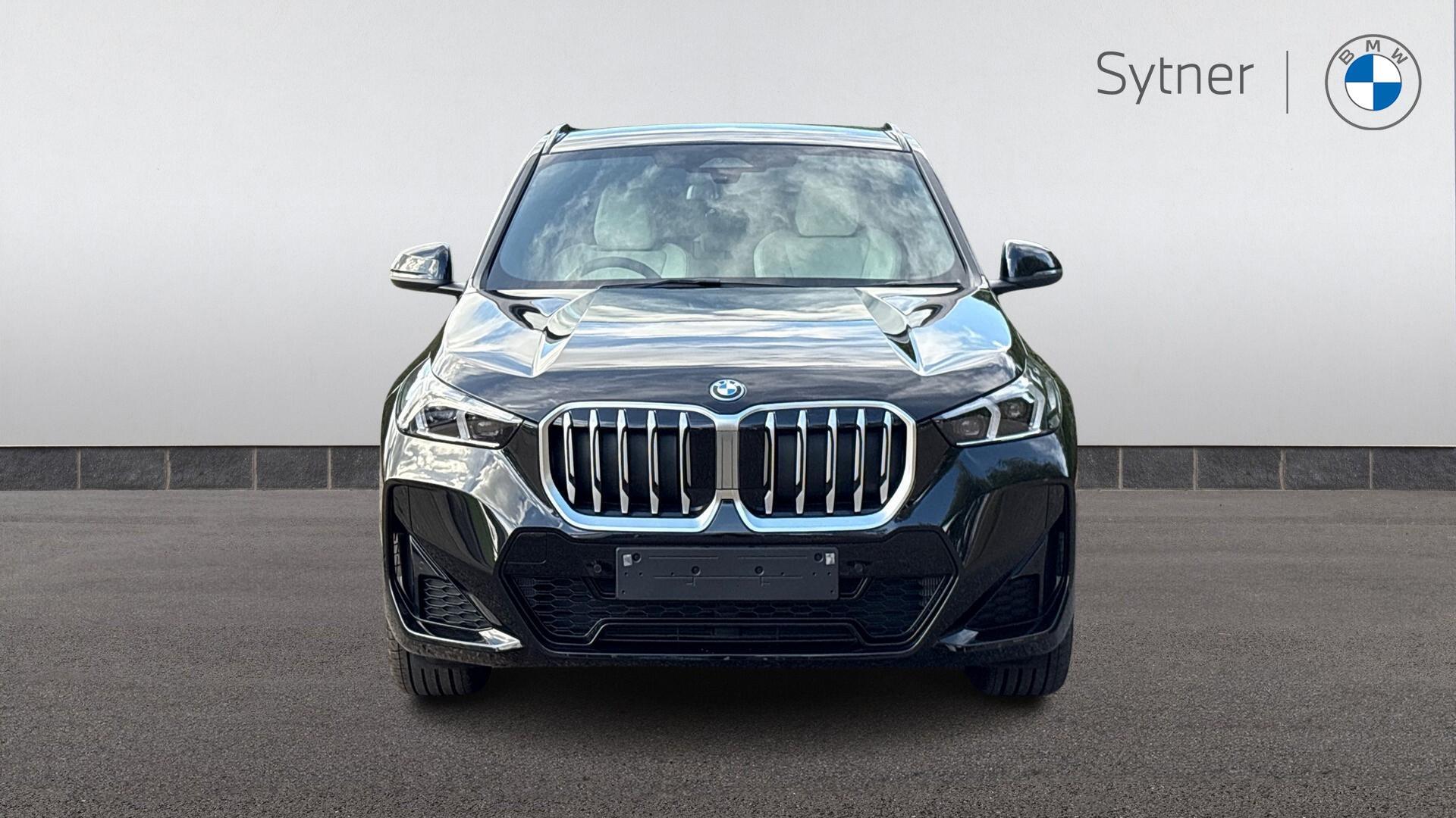 BMW X1 view 16