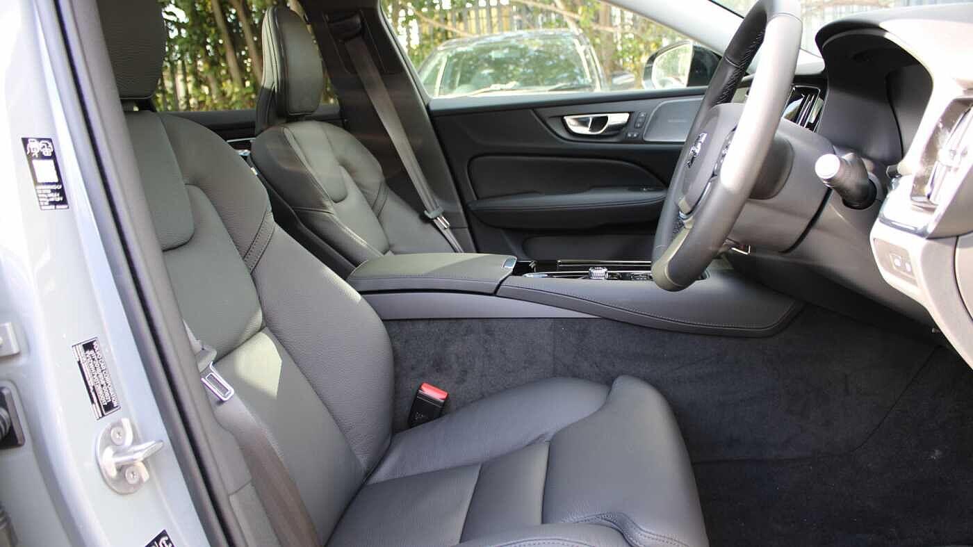 Volvo V60 view 45