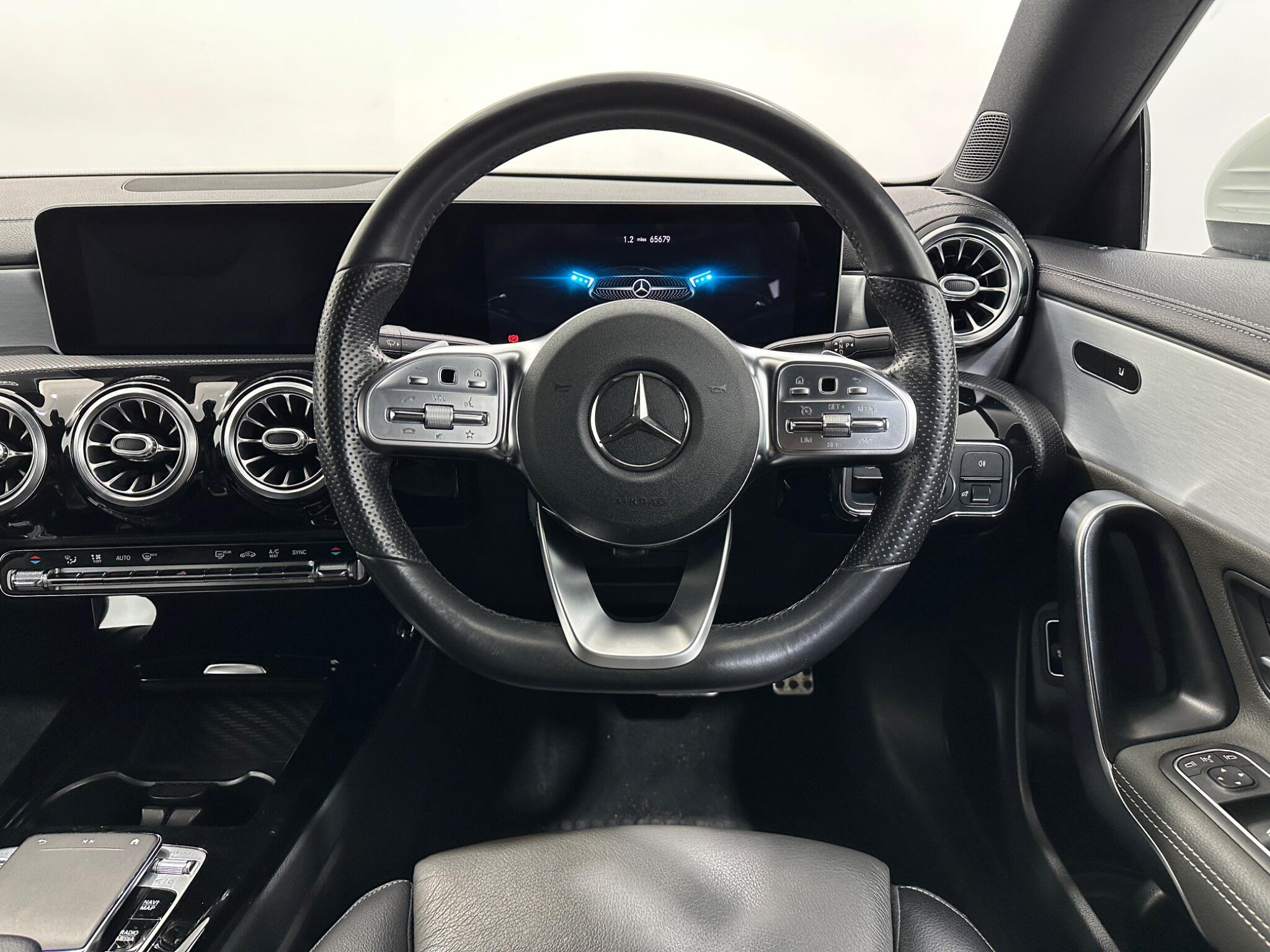 Mercedes-Benz Cla view 13