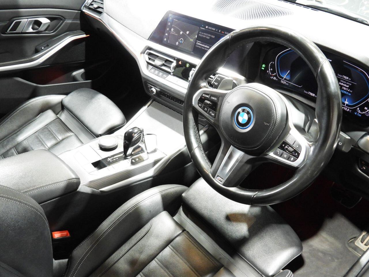 BMW 3 Series view 3