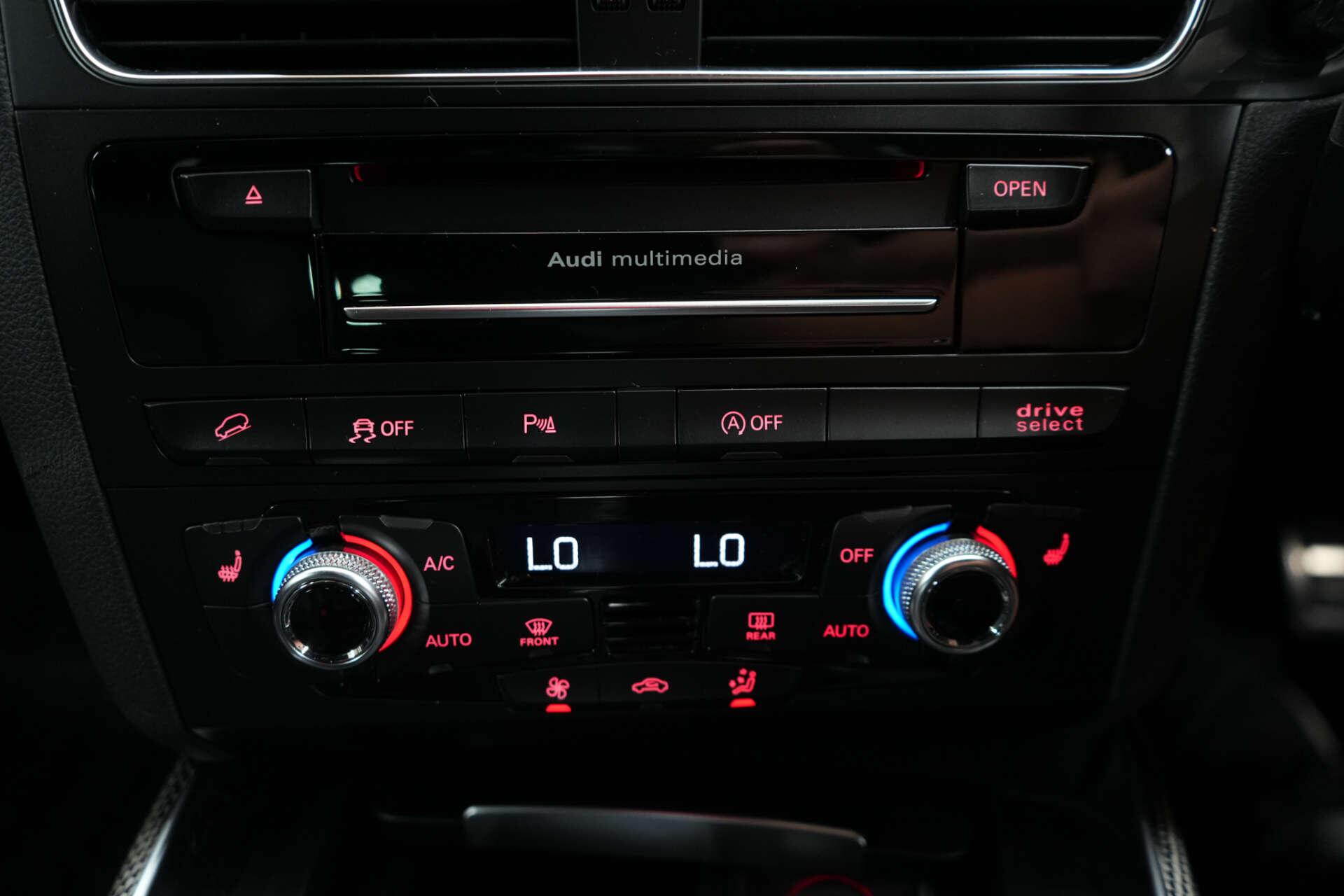 Audi SQ5 view 28
