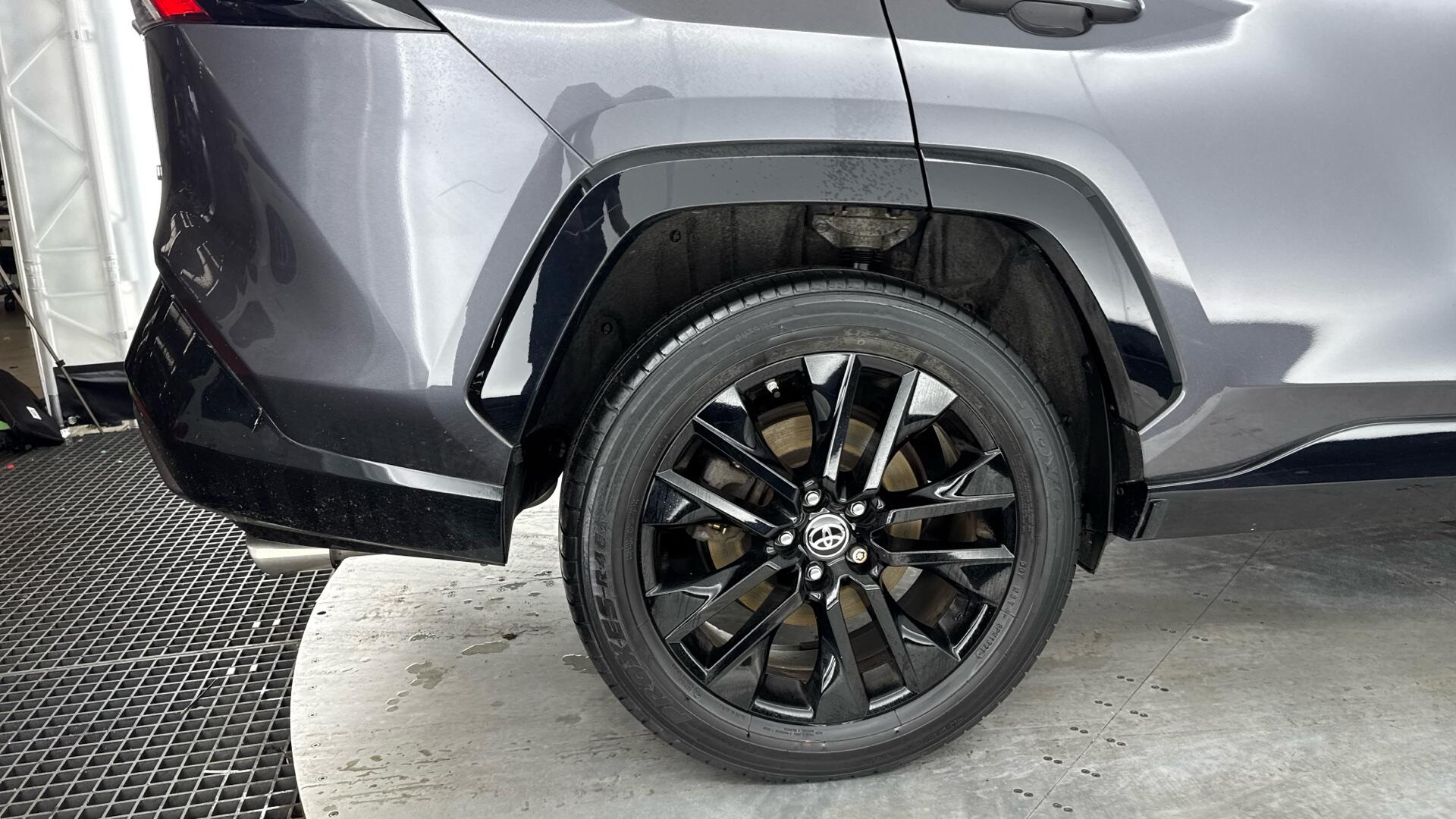 Toyota RAV4 view 21