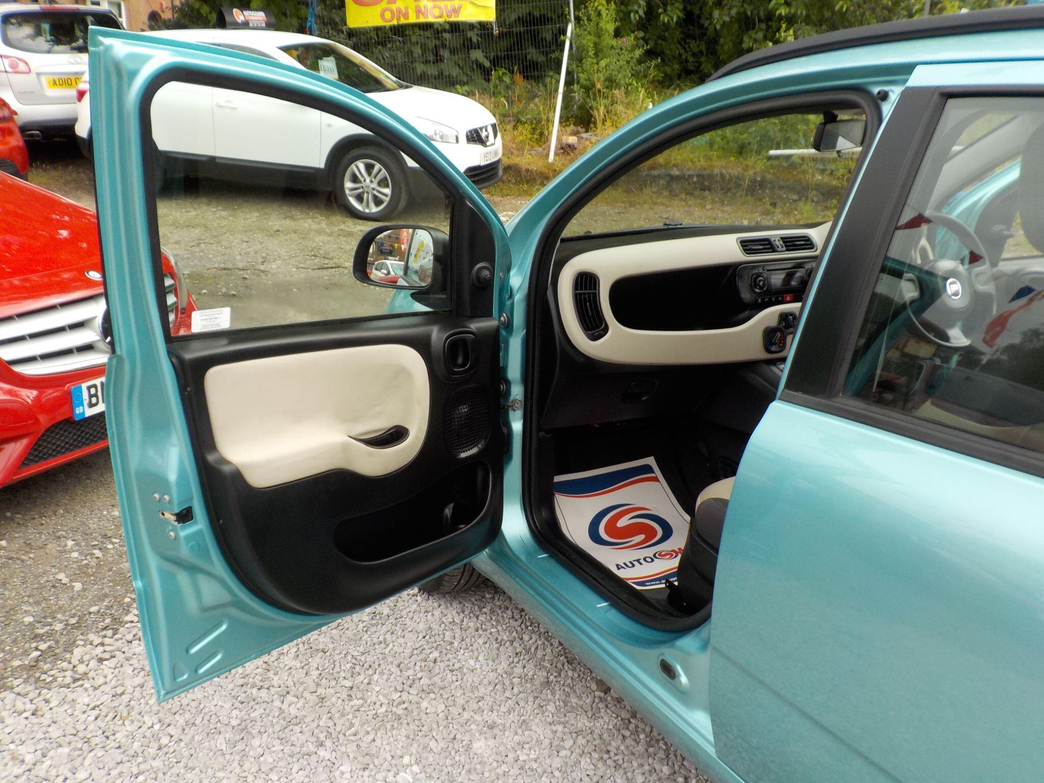 Fiat Panda 0.9 TwinAir Easy Dualogic Euro 6 (s/s) 5dr
