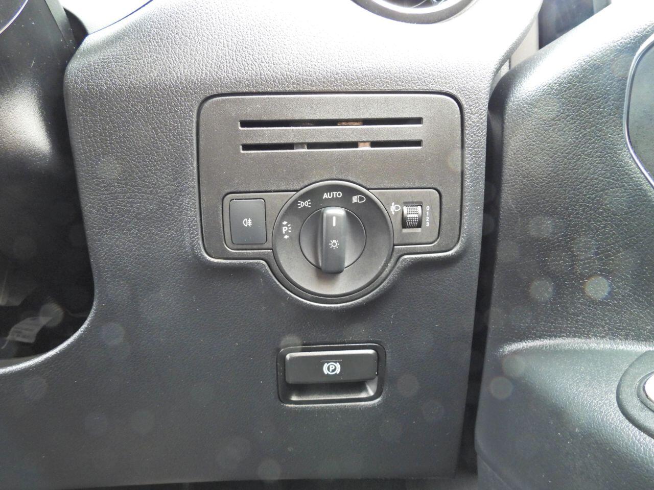 Mercedes-Benz Vito view 39