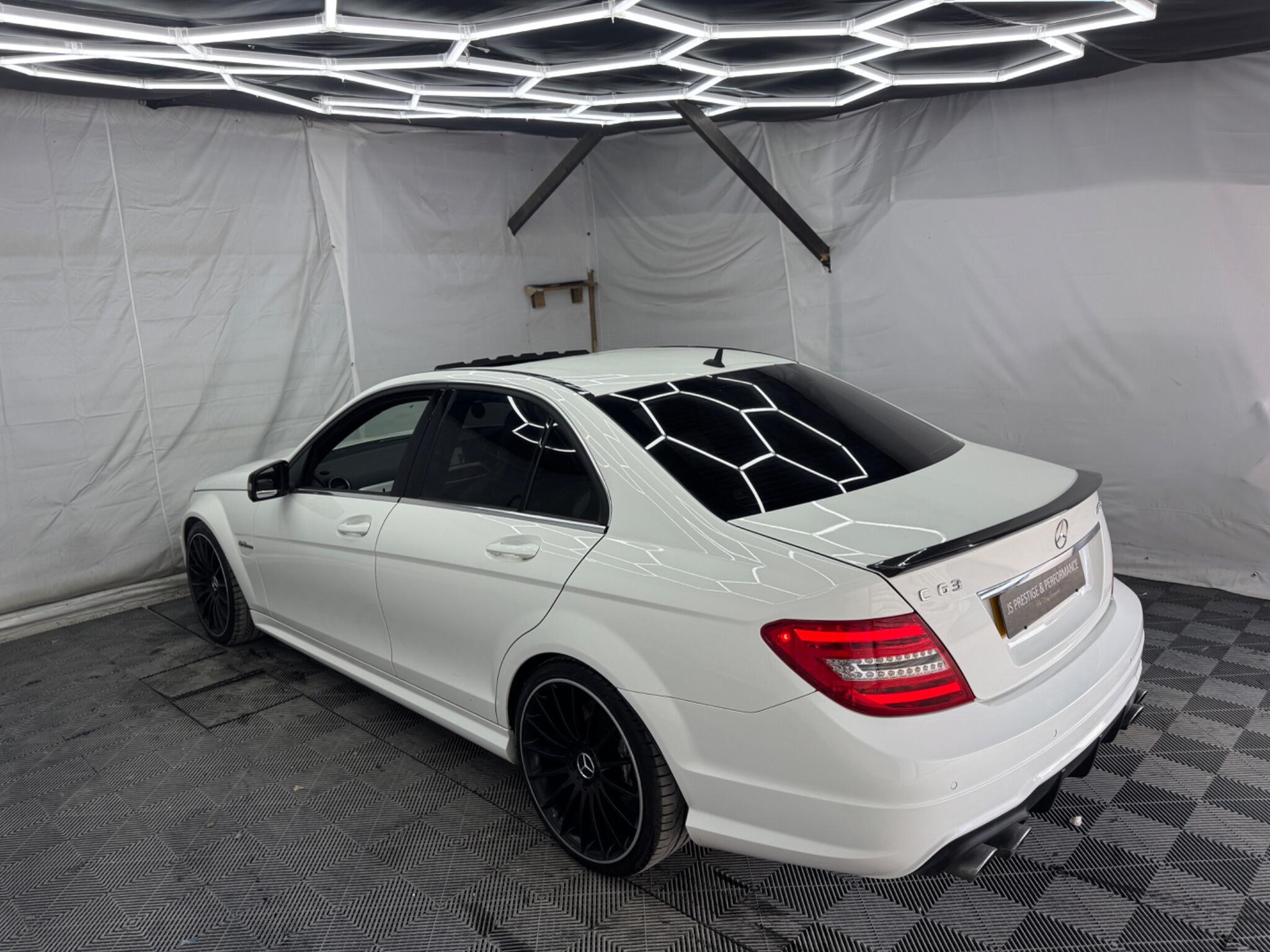 Mercedes-Benz C Class view 8