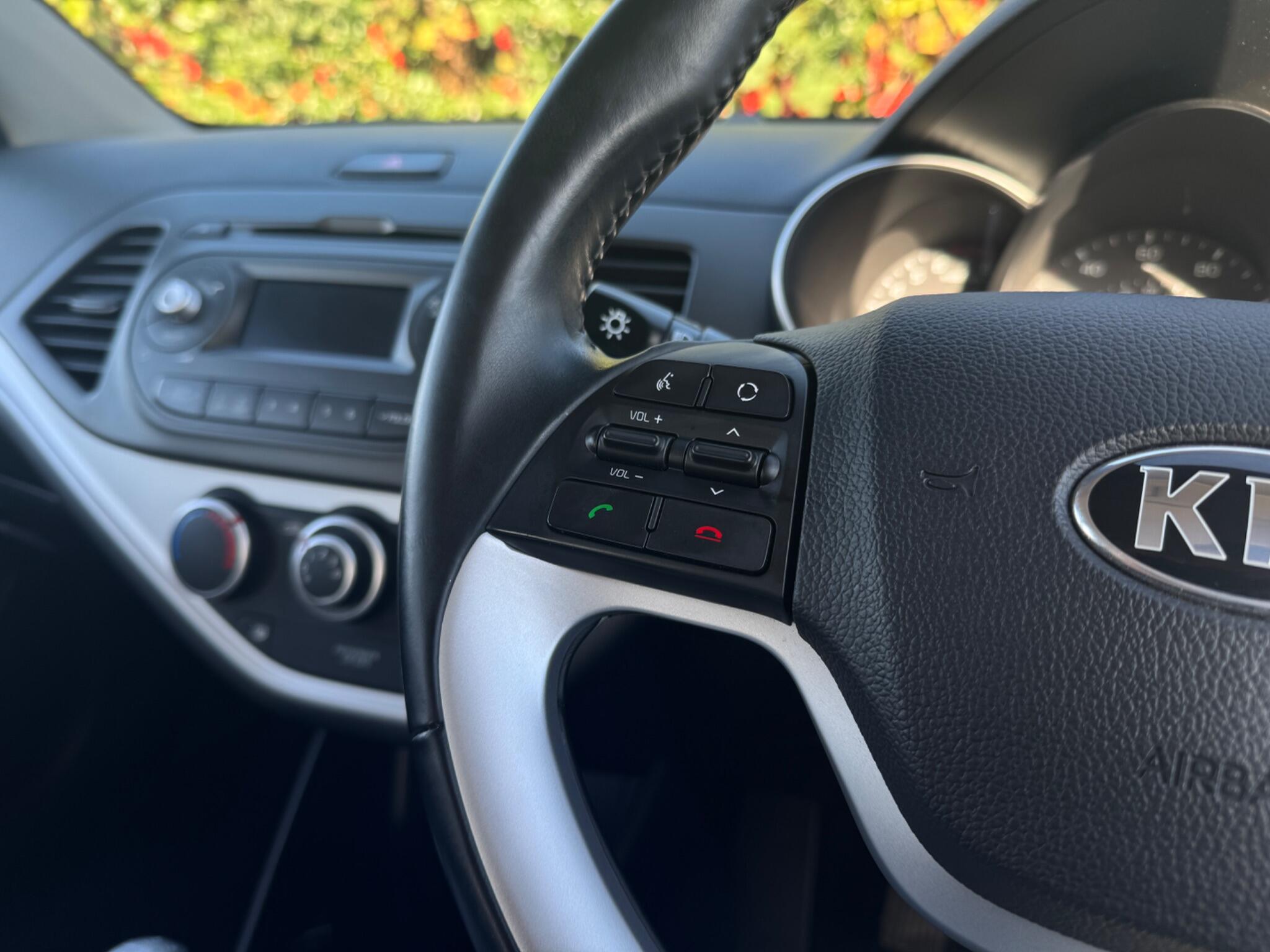 Kia Picanto view 29