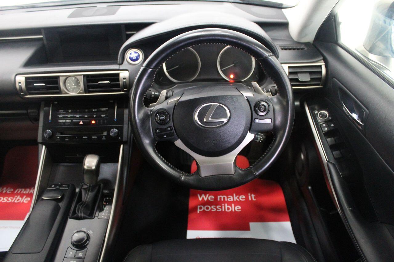 Lexus Is view 49