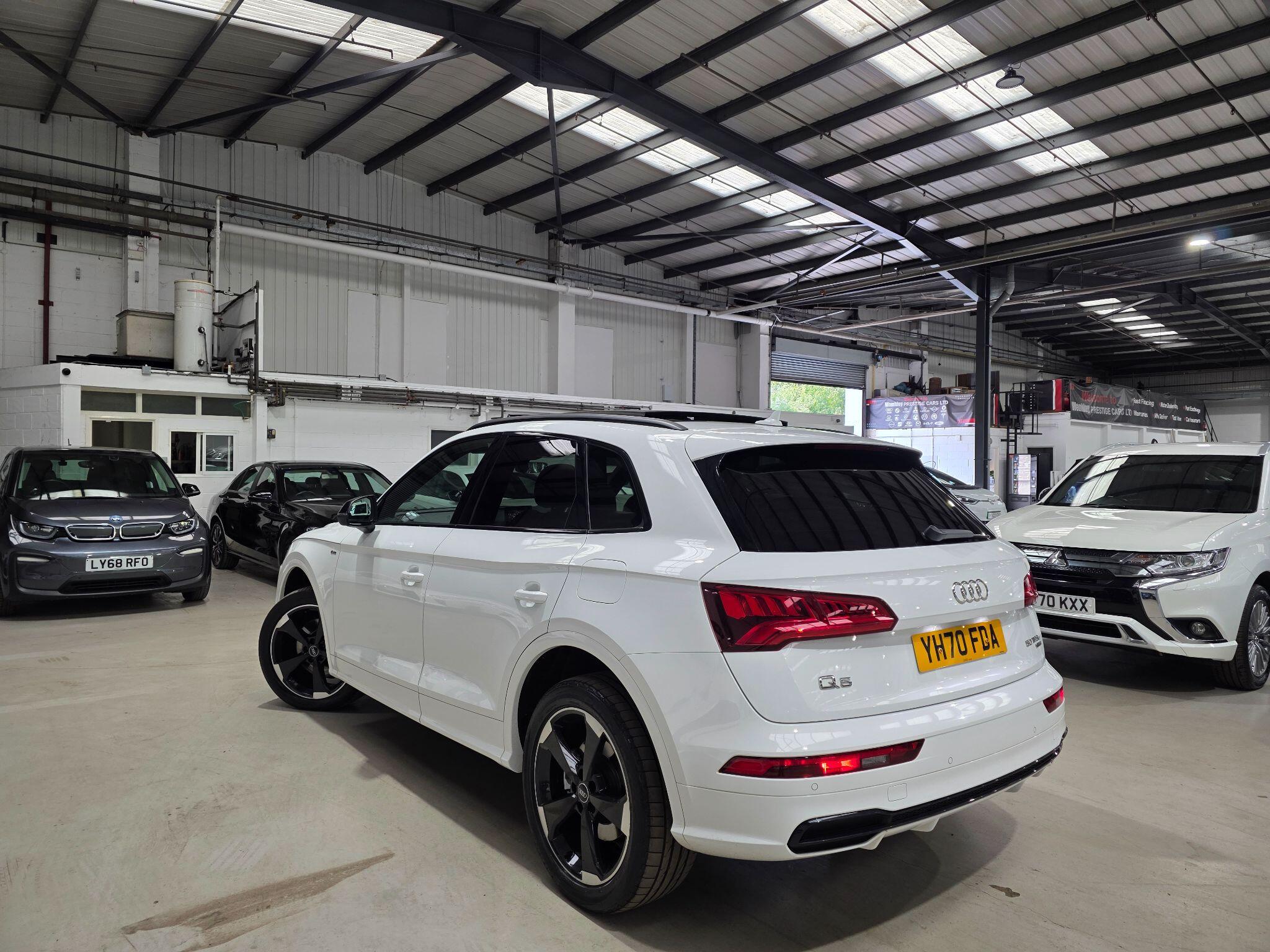 Audi Q5 view 31
