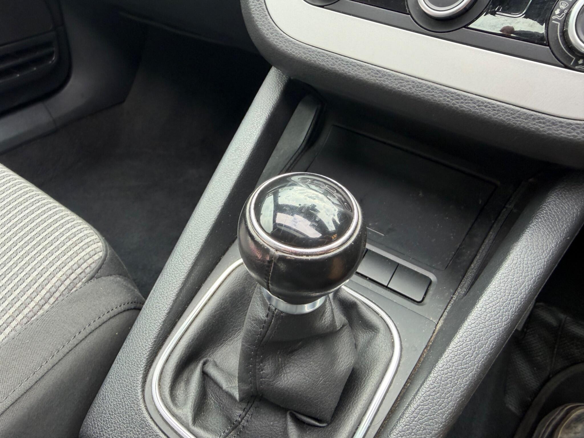 Volkswagen Eos view 24