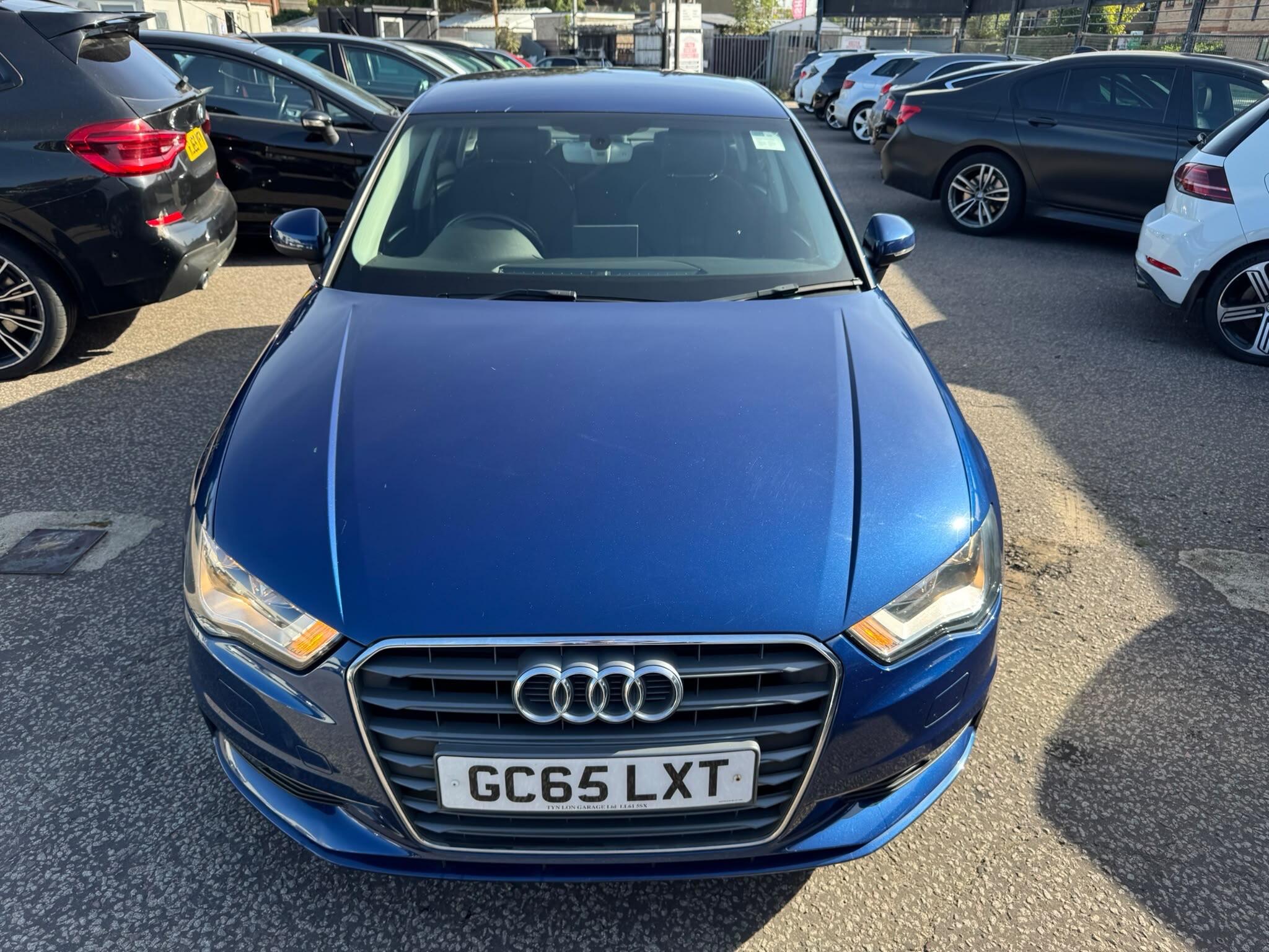 Audi A3 view 4