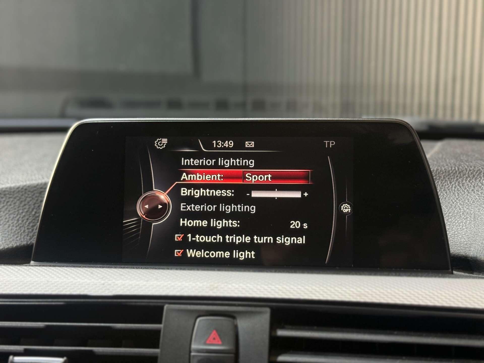 BMW 3 Series view 50