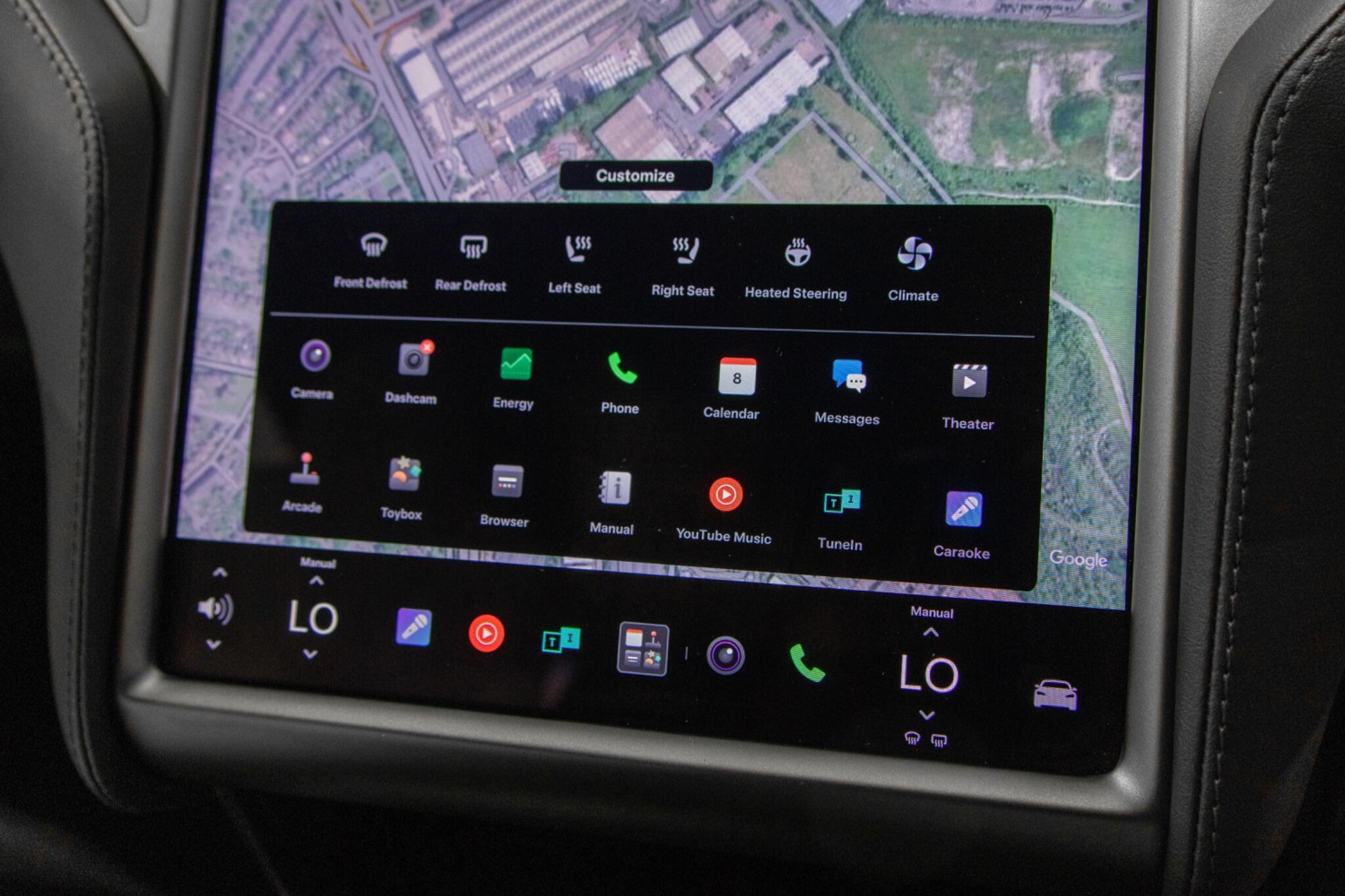 Tesla Model S view 20