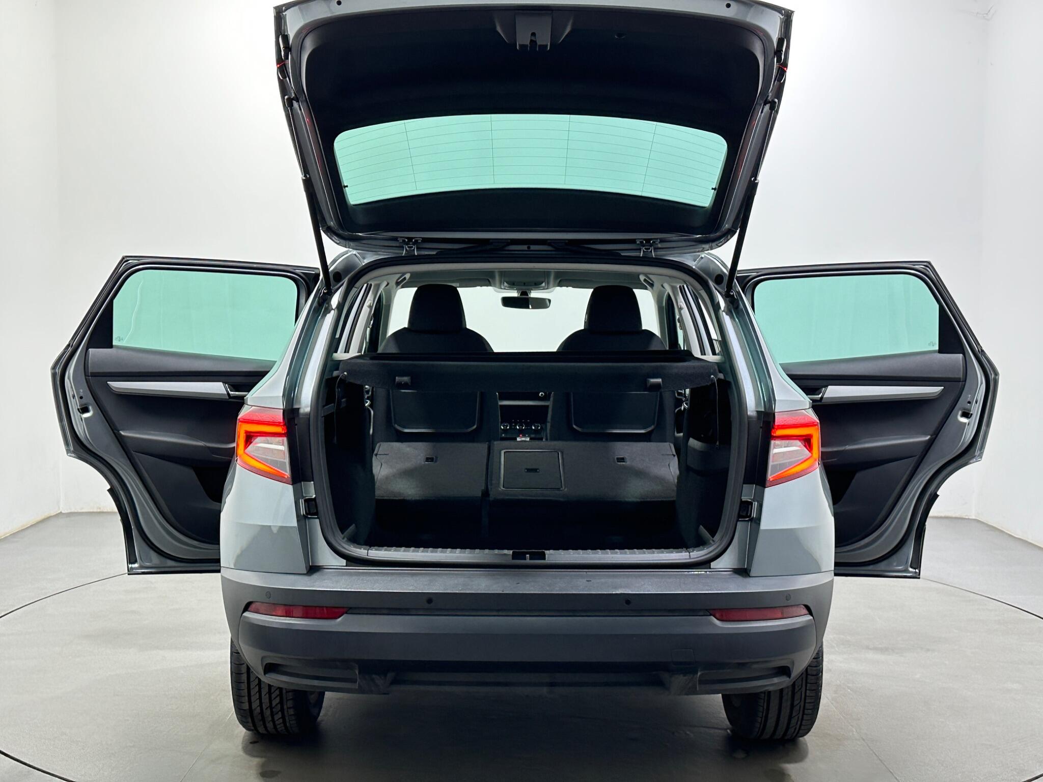 Skoda Karoq view 43