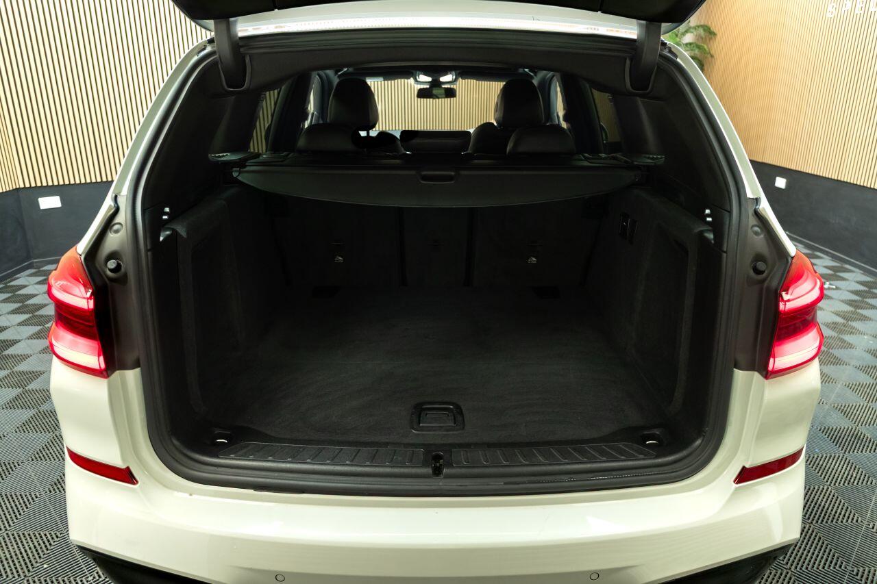 BMW X3 view 14