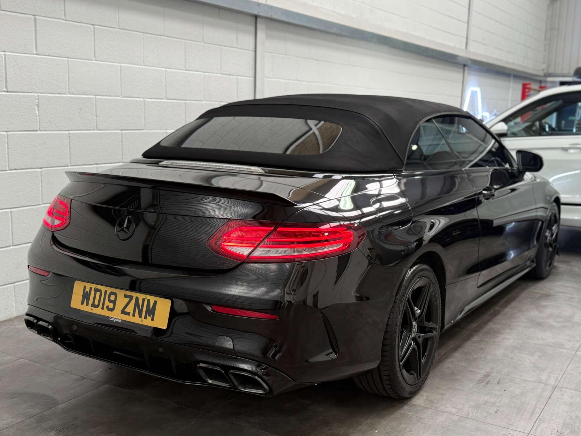 Mercedes-Benz C-Class view 13