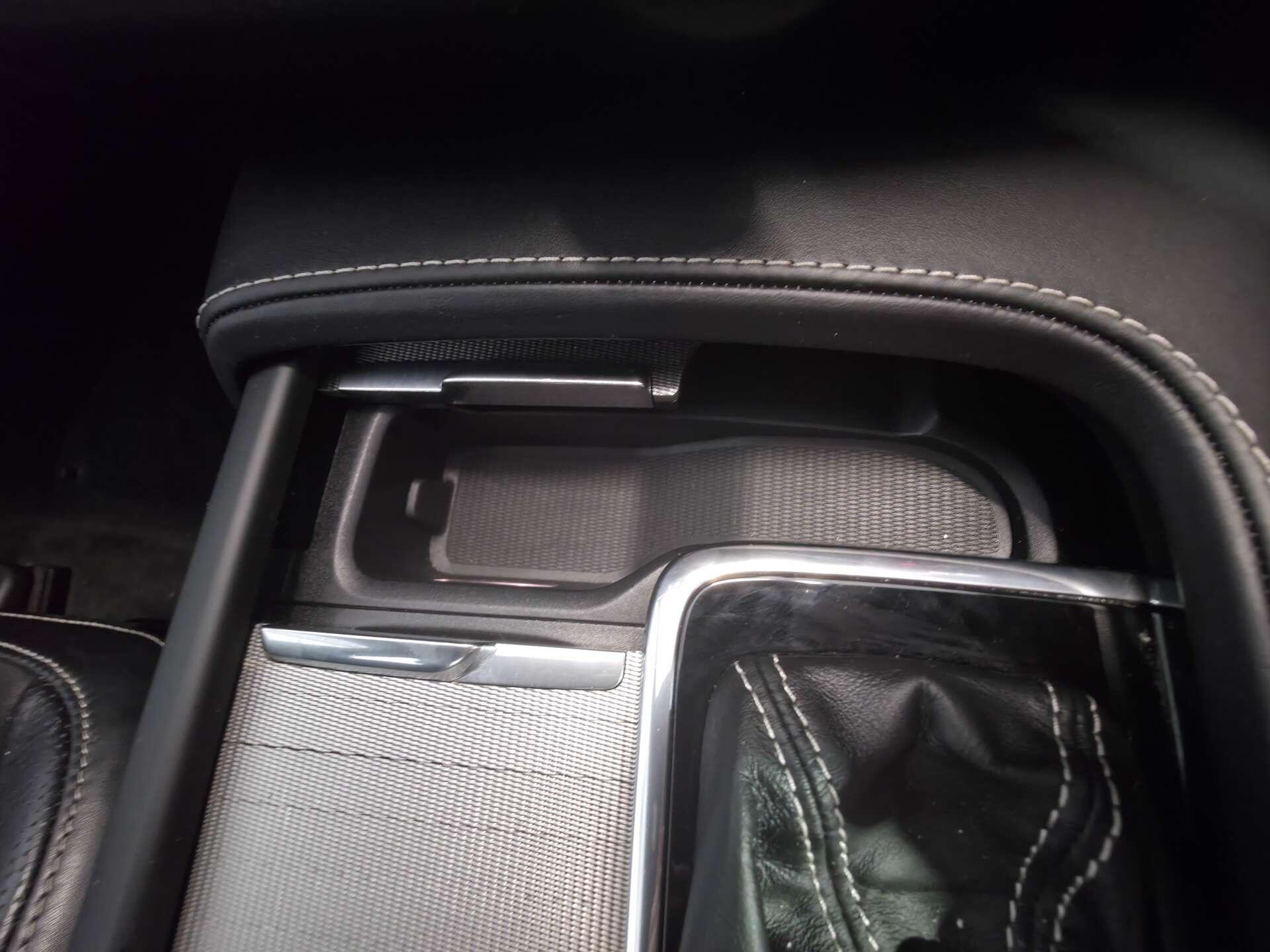Volvo S90 view 46