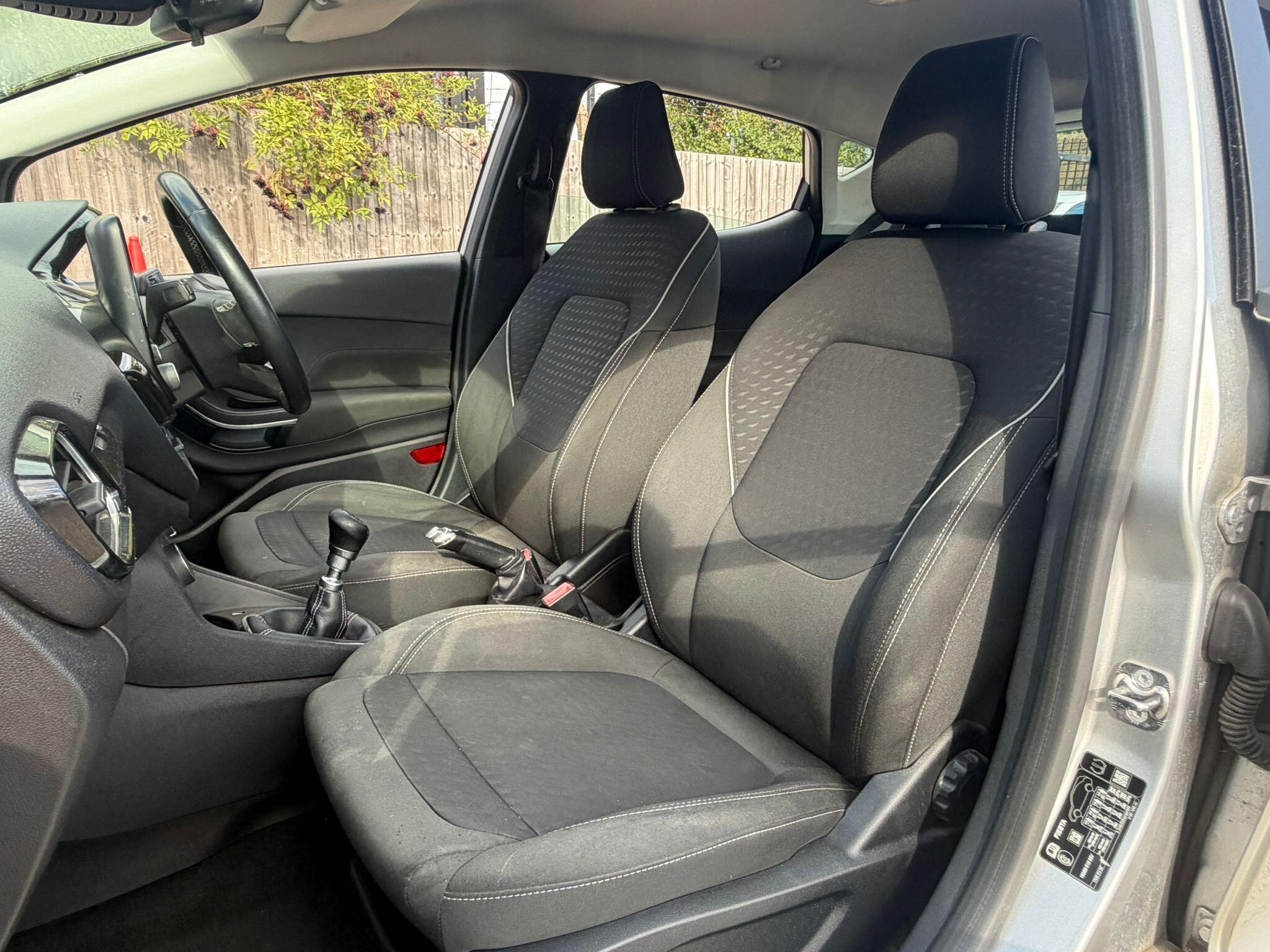 Ford Fiesta view 19