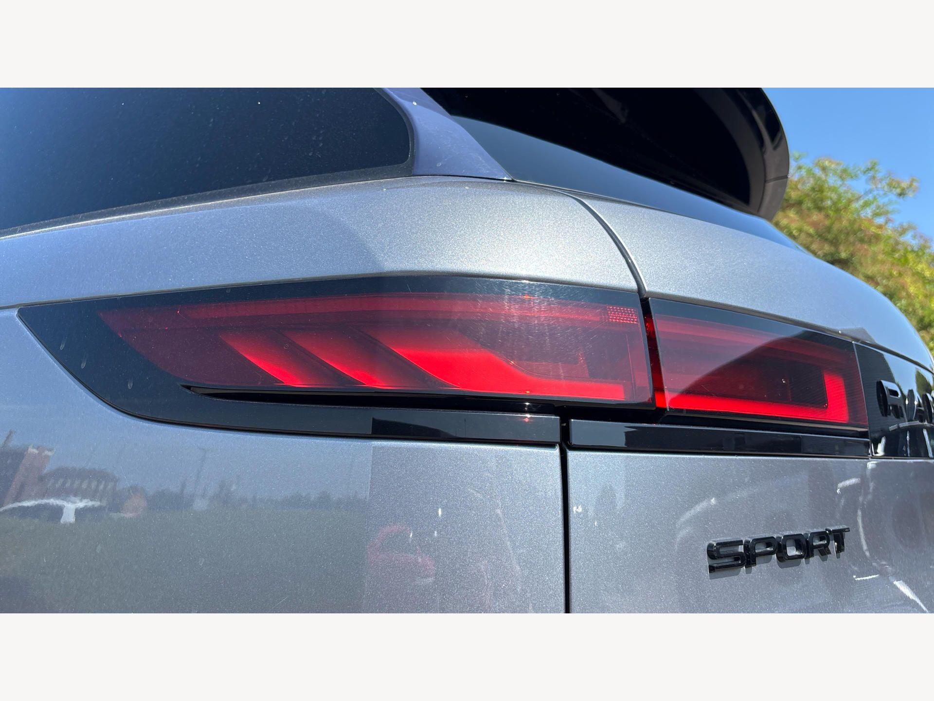 Land Rover Range Rover Sport view 23