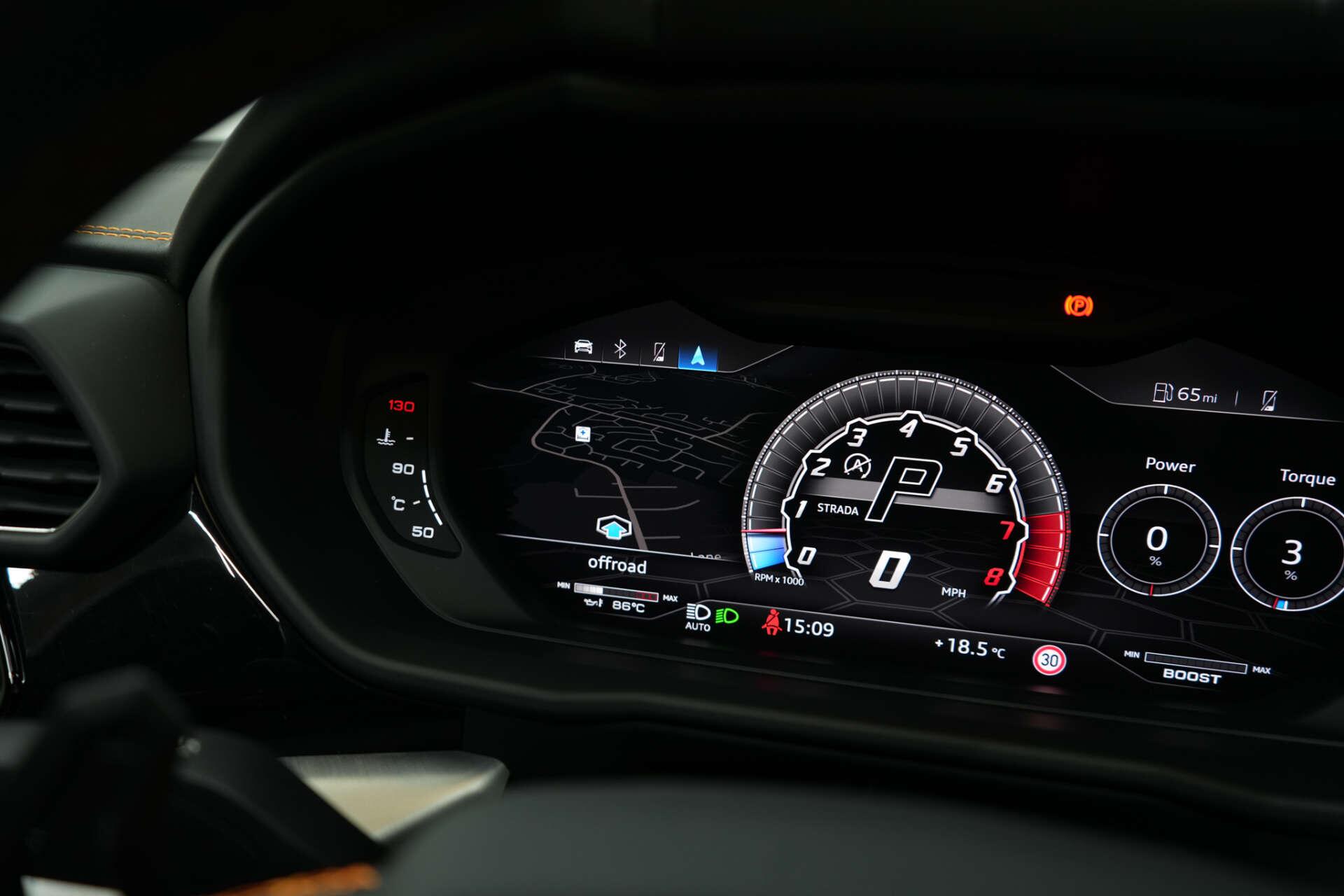 Lamborghini Urus view 65