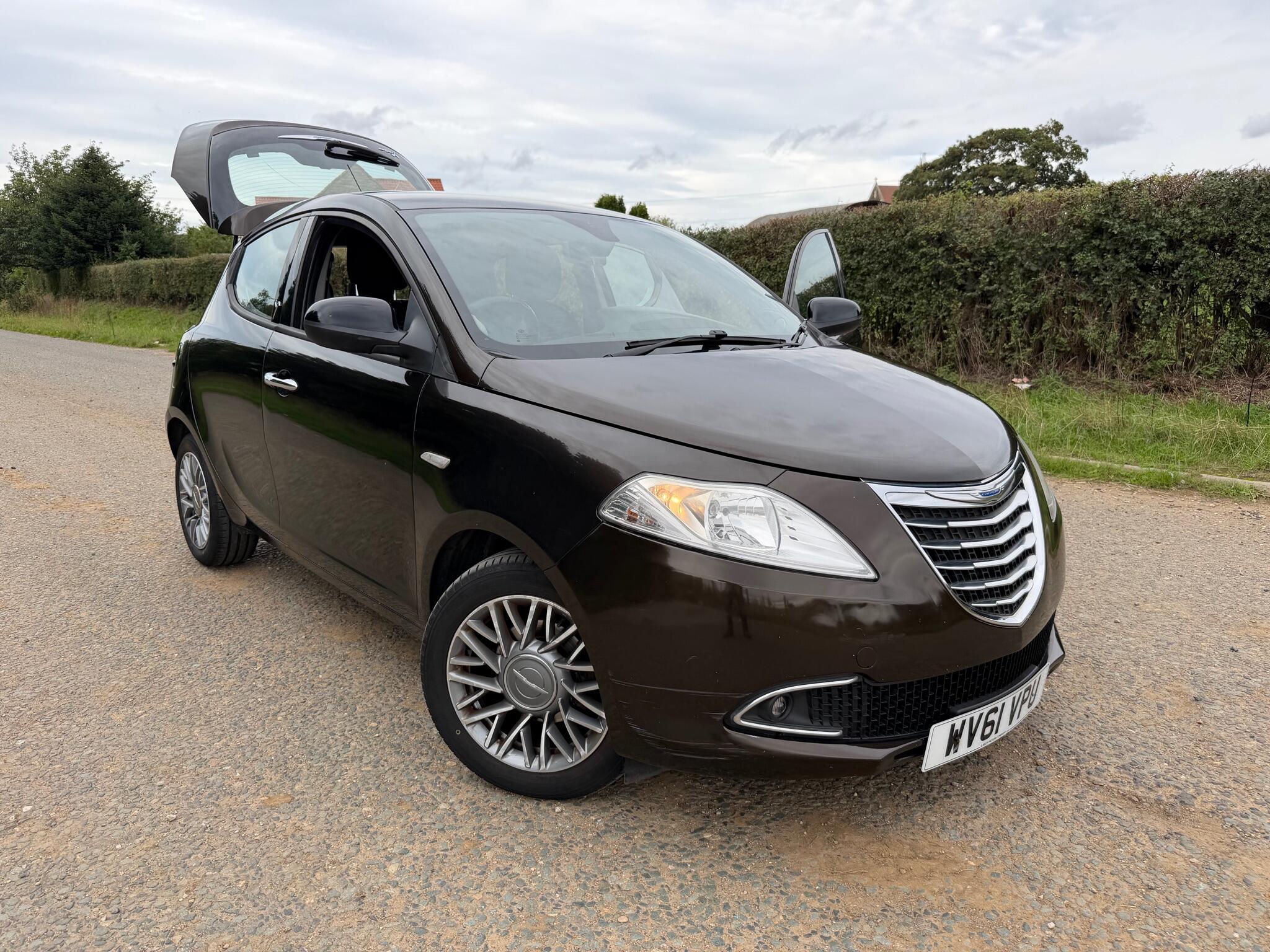 Chrysler Ypsilon view 58