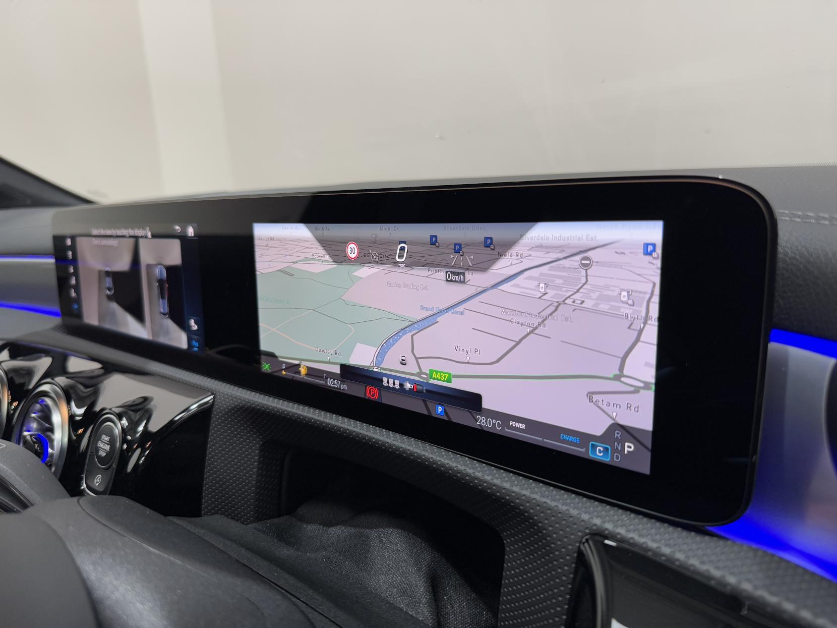Mercedes-Benz Cla view 4