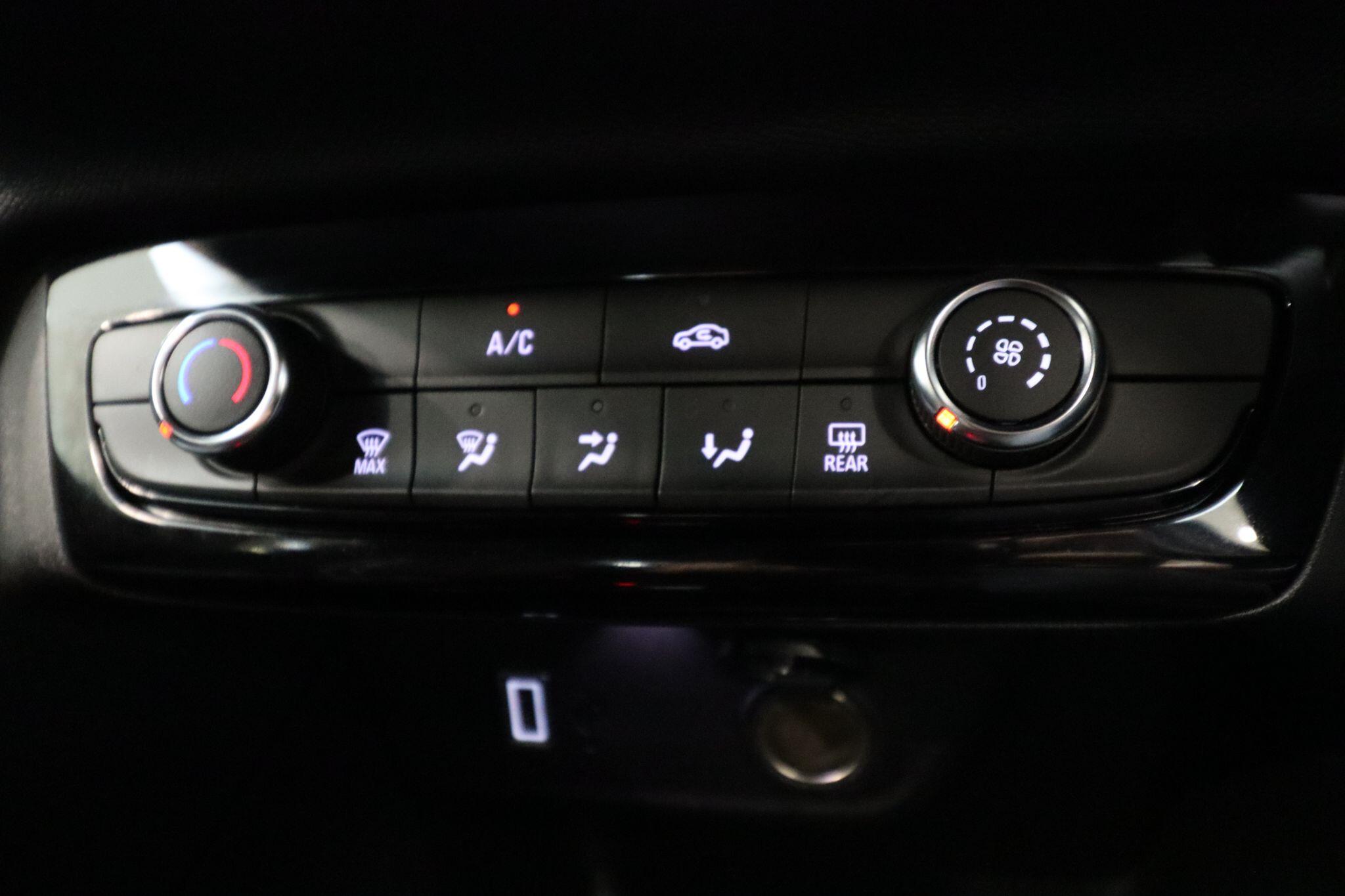 Vauxhall Corsa view 21