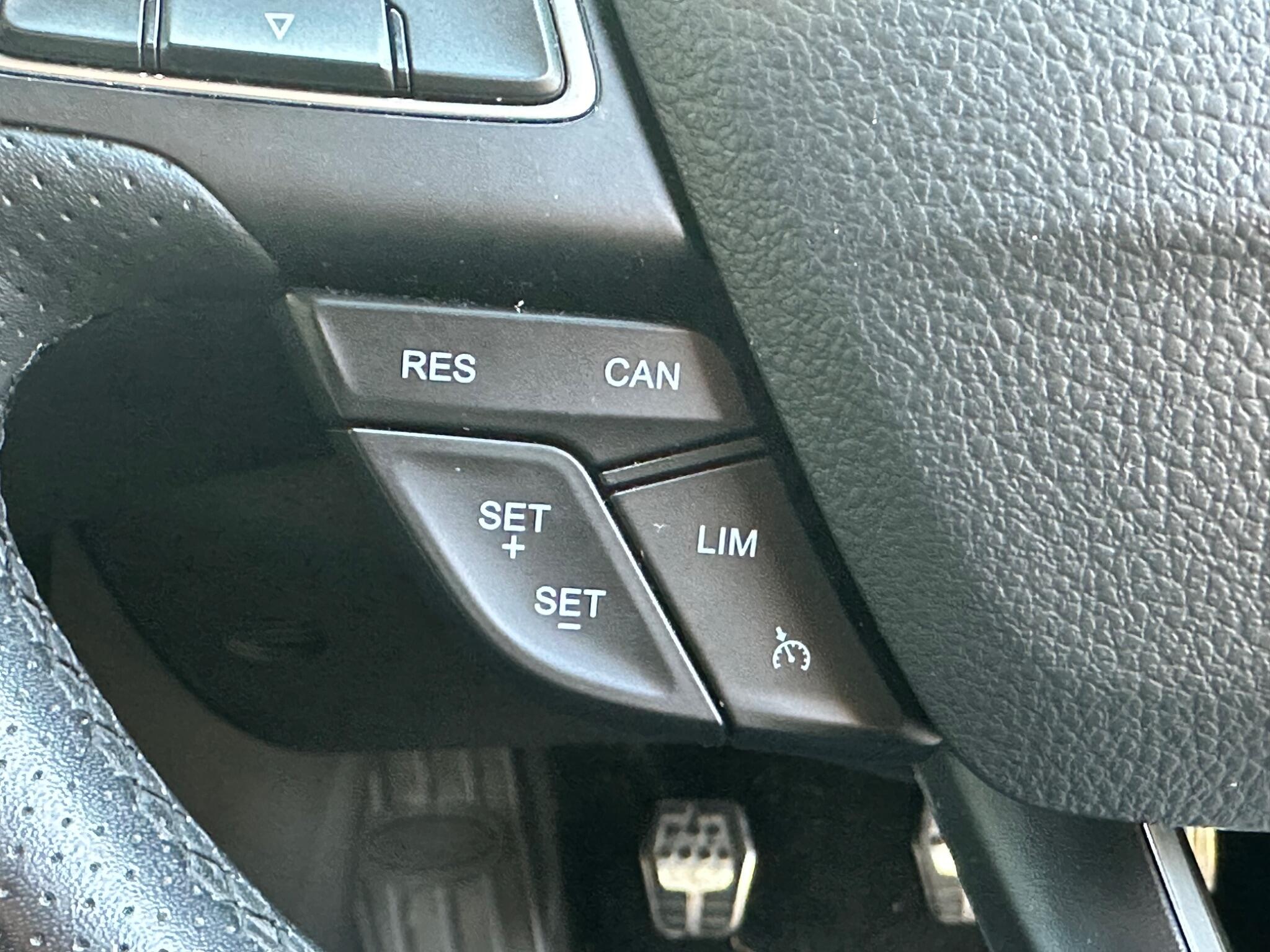 Ford Focus view 17