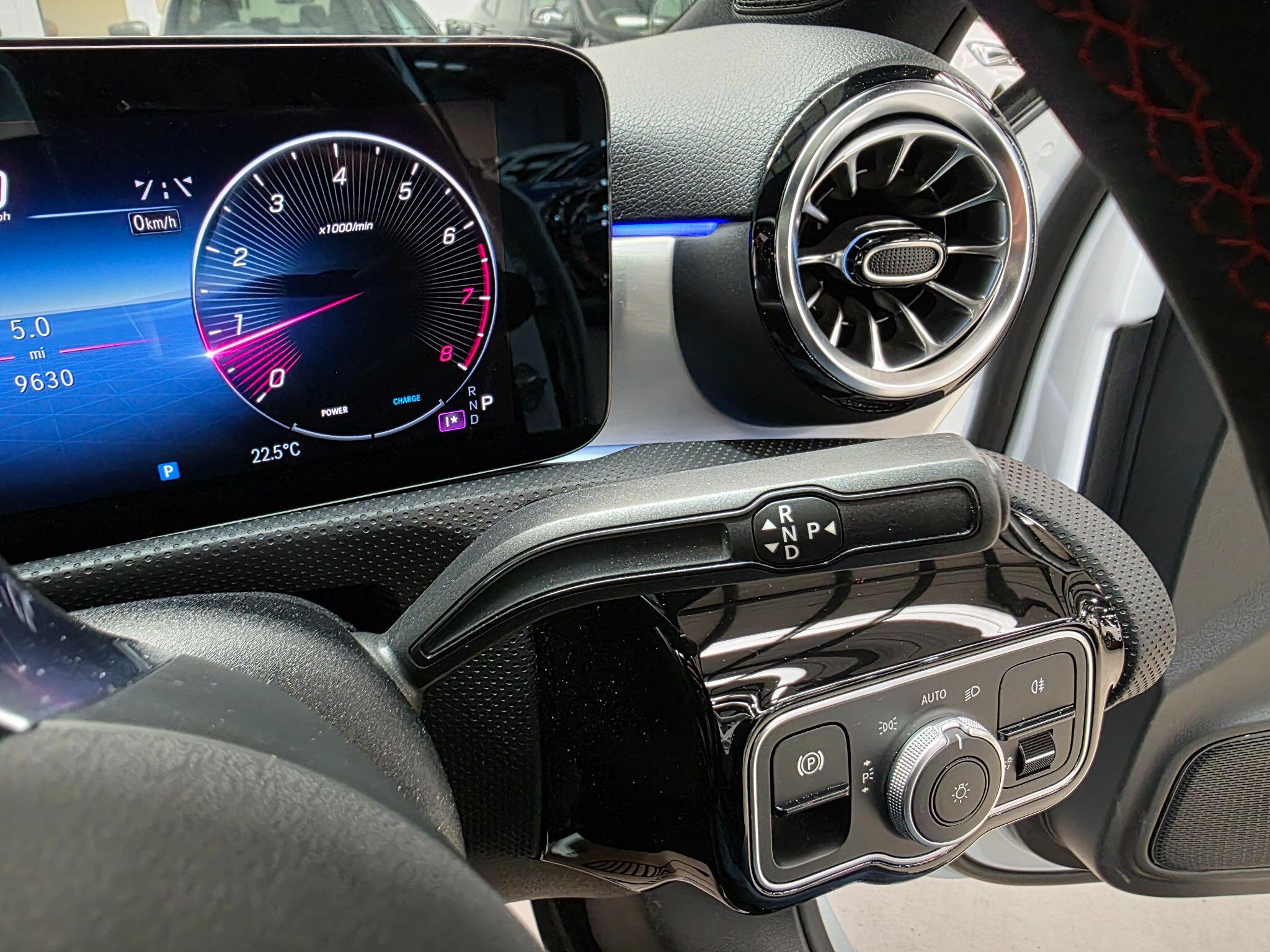 Mercedes-Benz A-Class view 23