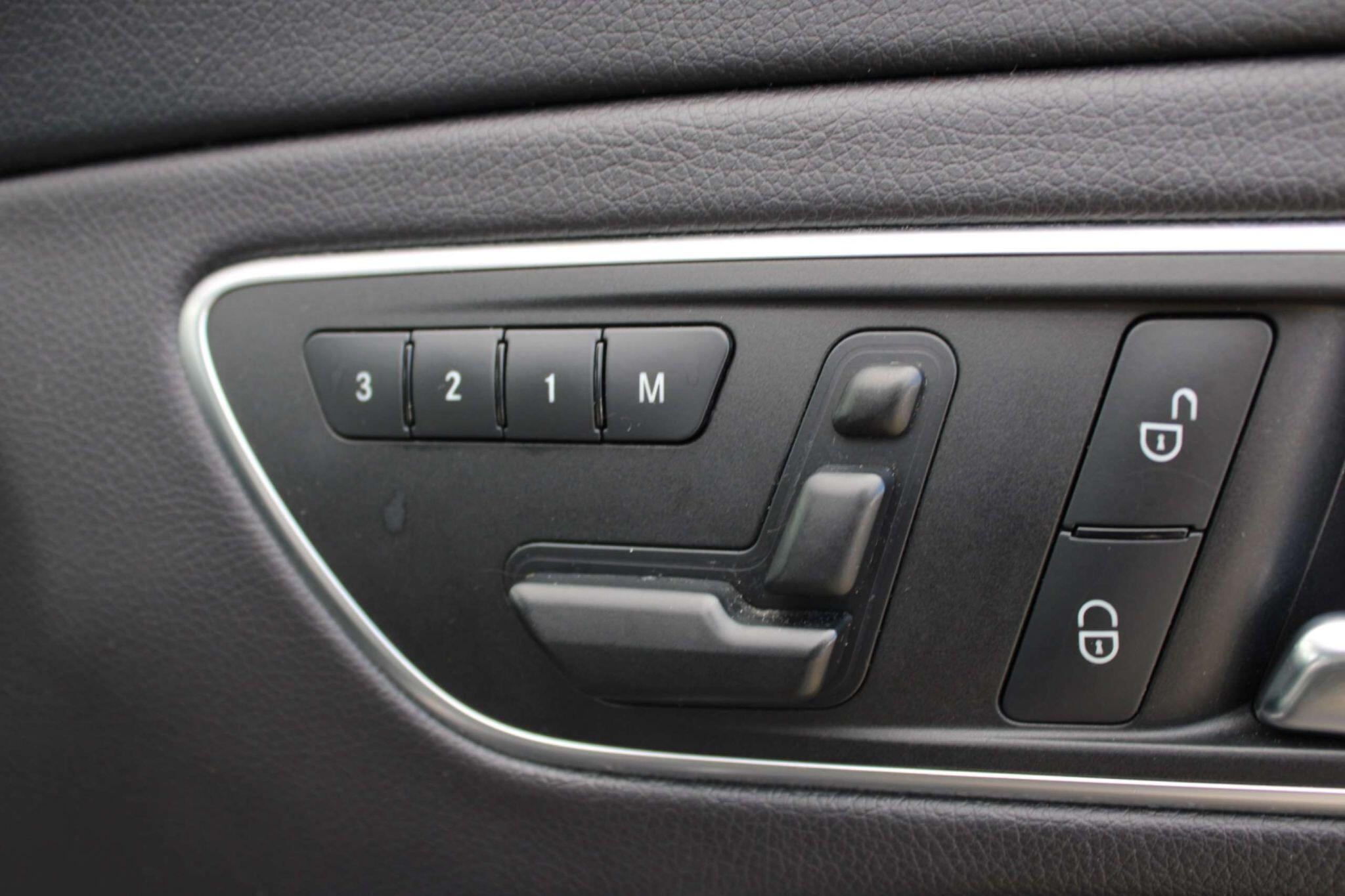 Mercedes-Benz Cla view 18