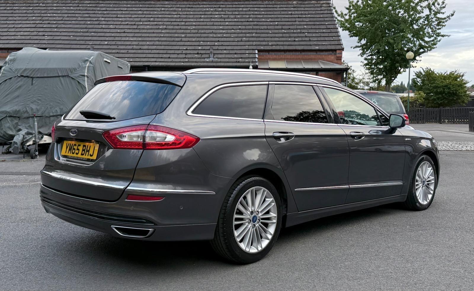 Ford Mondeo view 62