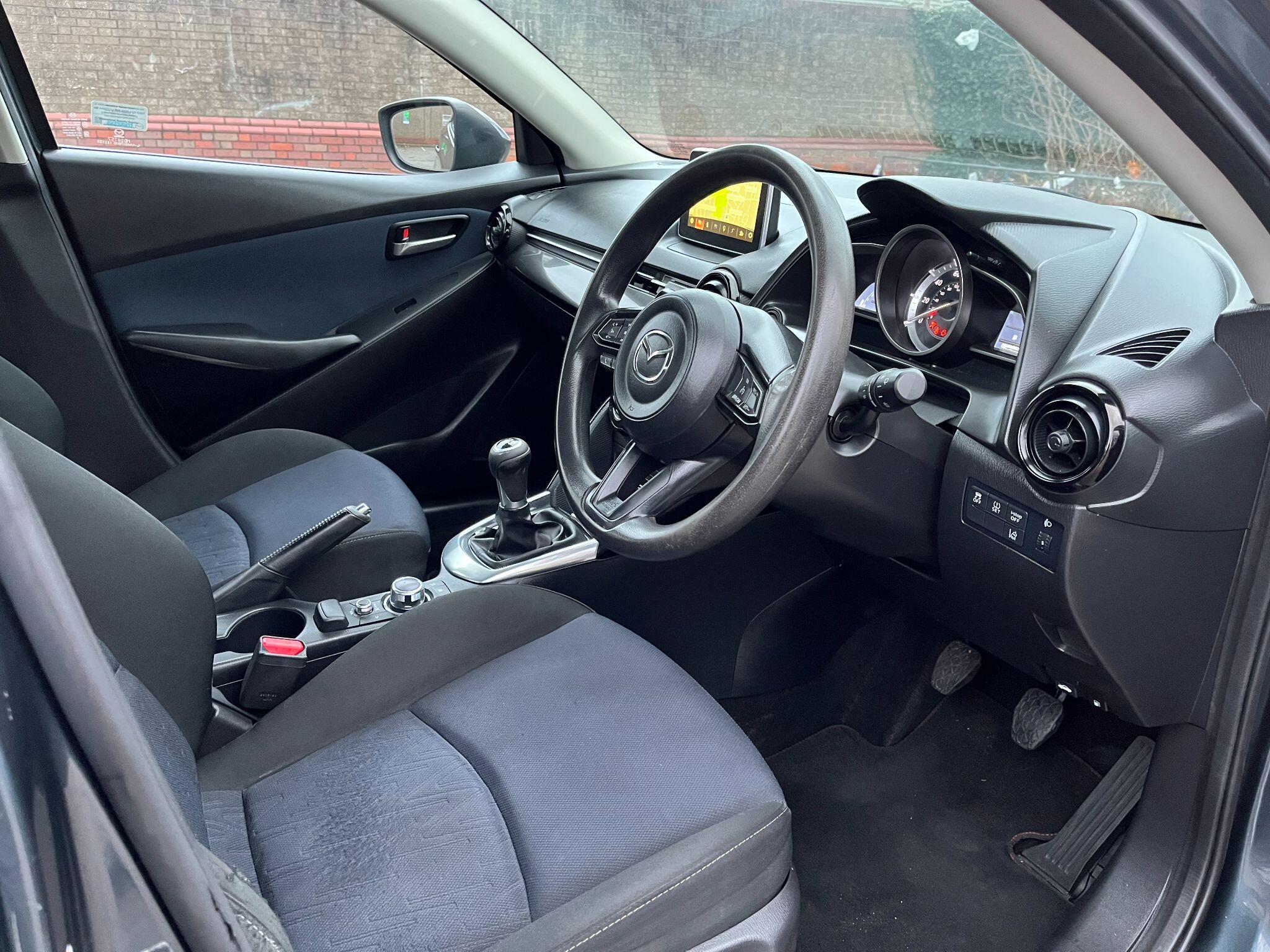 Mazda Skyactiv-G view 9