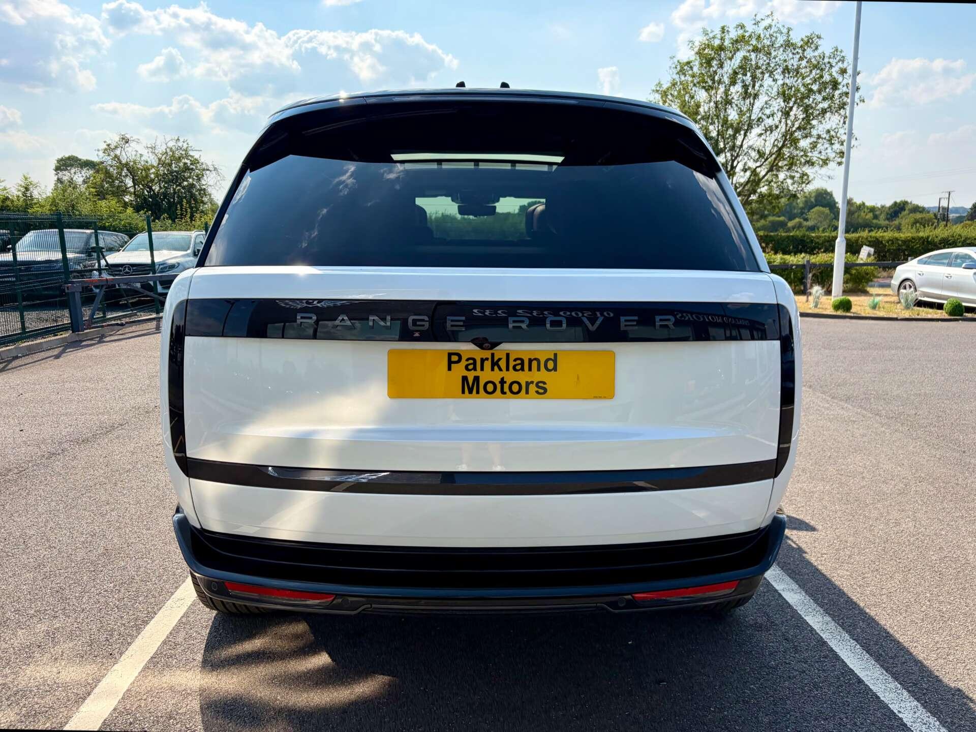 Land Rover Range Rover view 7