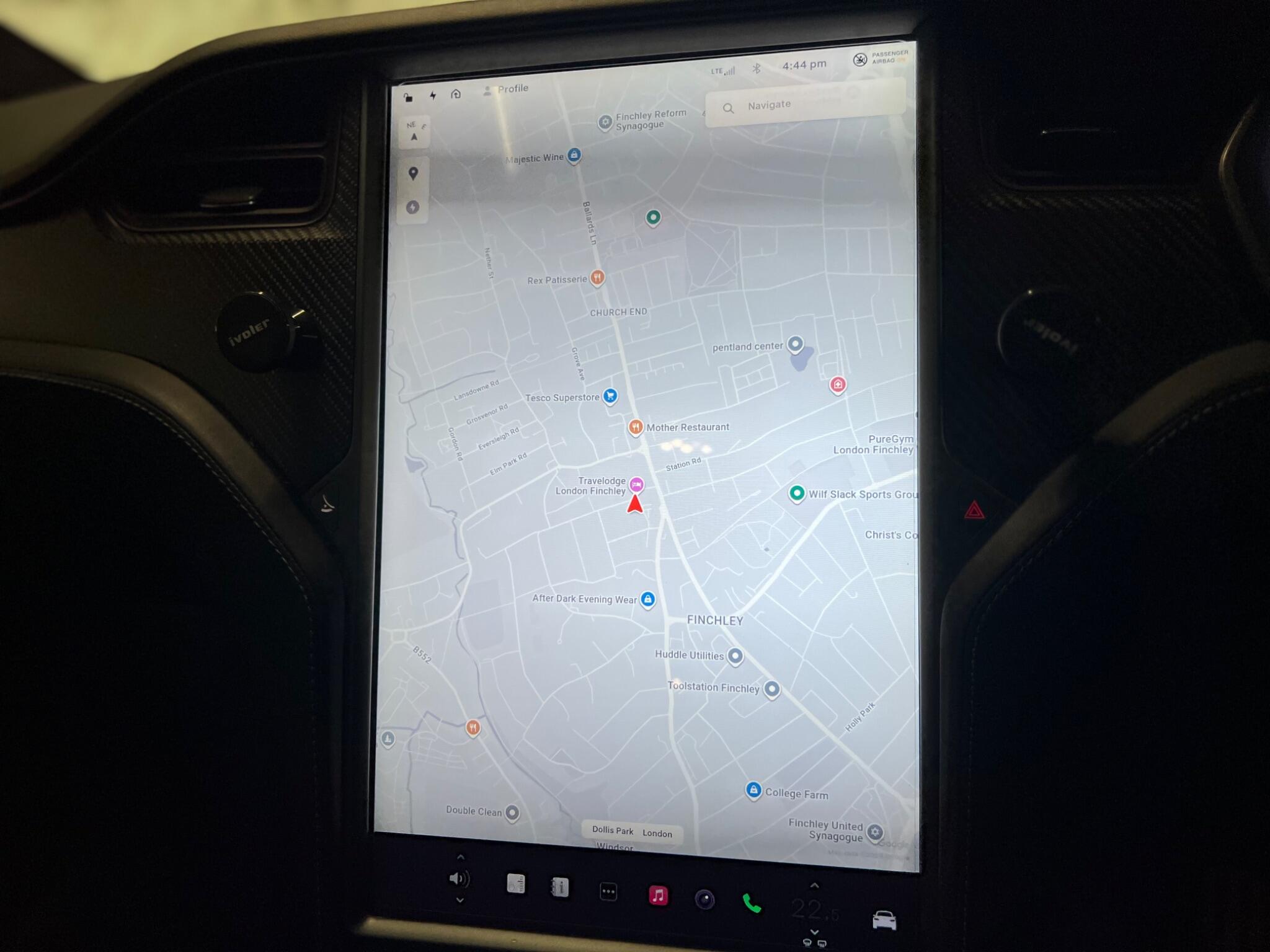 Tesla Model X view 22