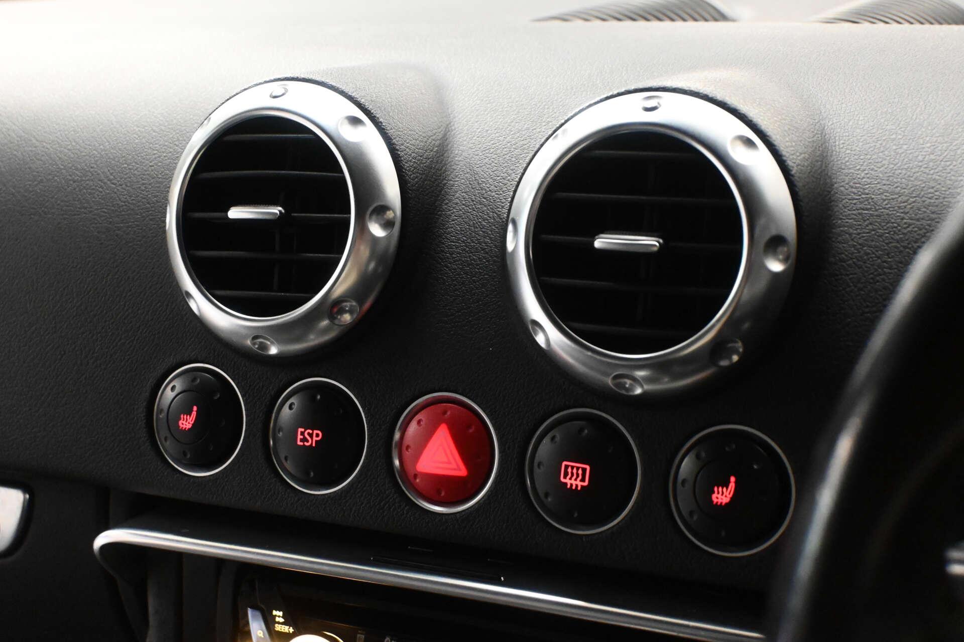 Audi TT view 43